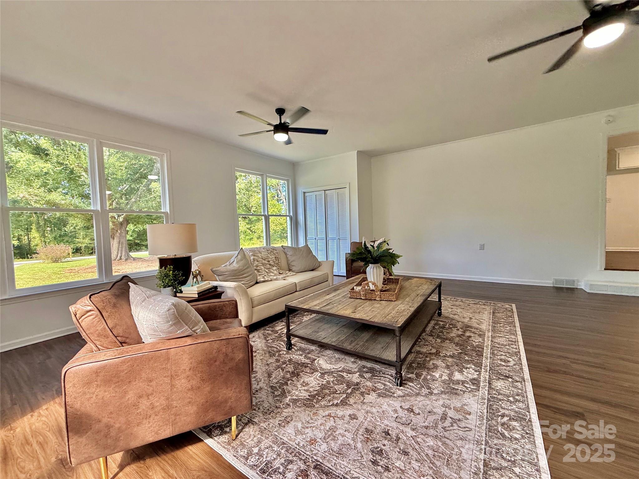 Country Club Estates - Residential