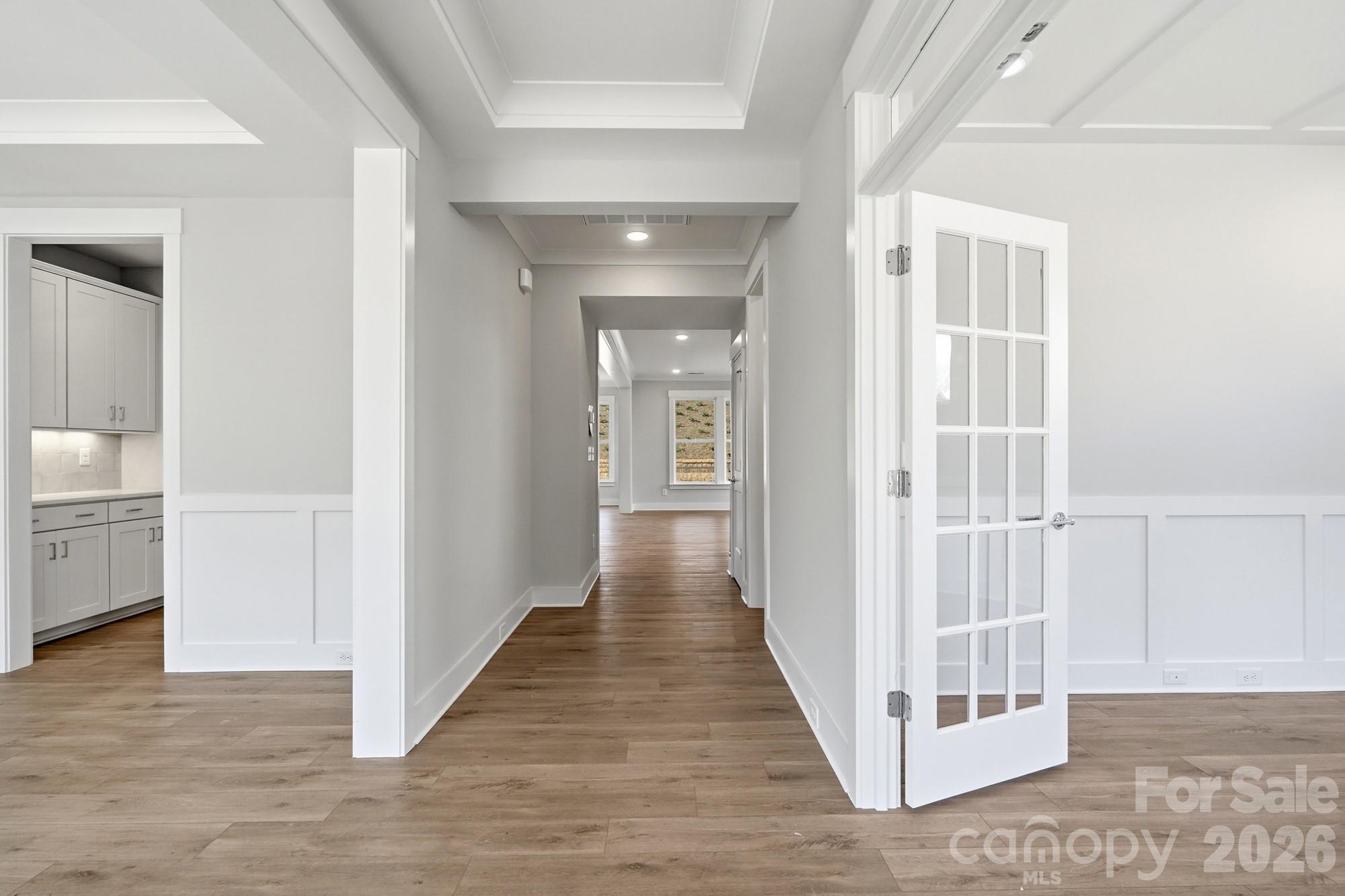 5054 McLaughlin Loop