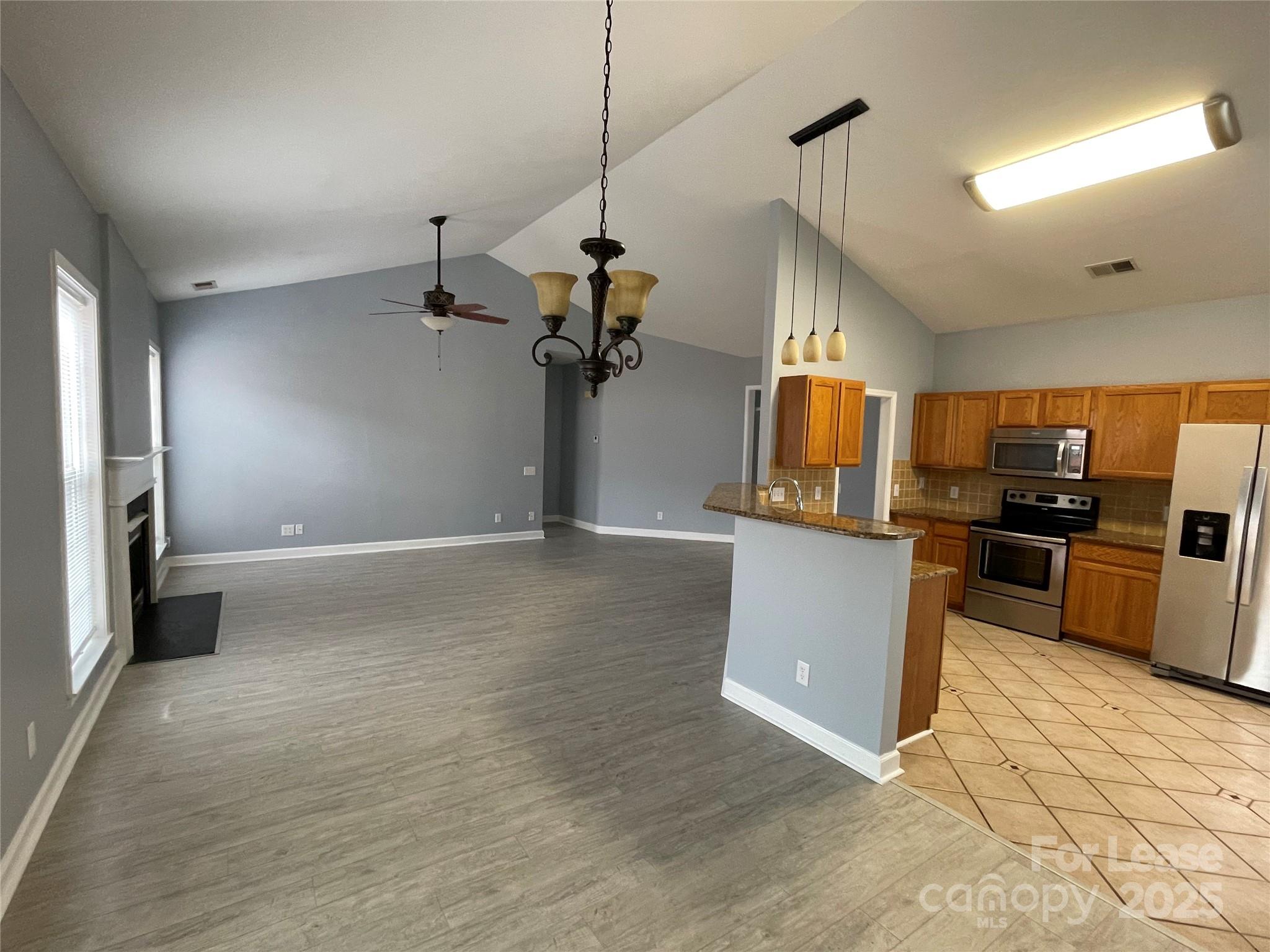 Highland Creek - Residential Lease