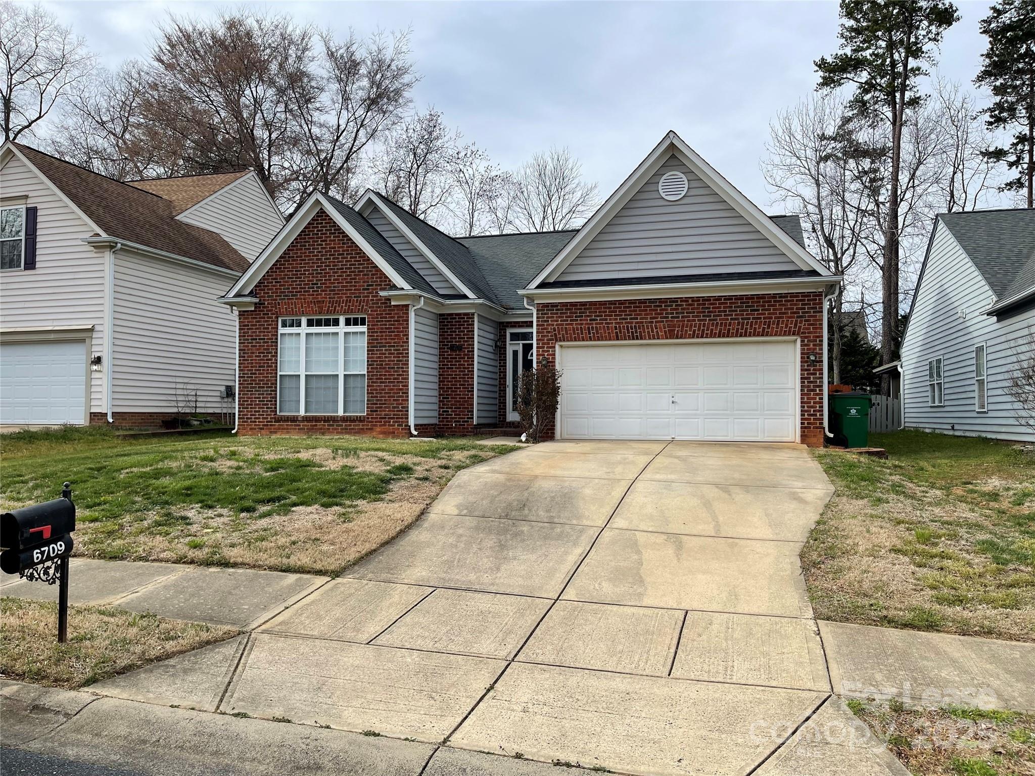 Highland Creek - Residential Lease