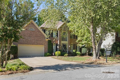 Photo of 16131 Cranleigh Drive, Huntersville, NC 28078 (MLS # 4434054)