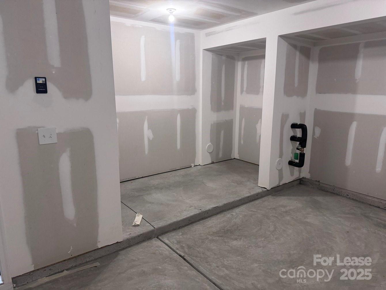 Mineral Springs - Residential Lease