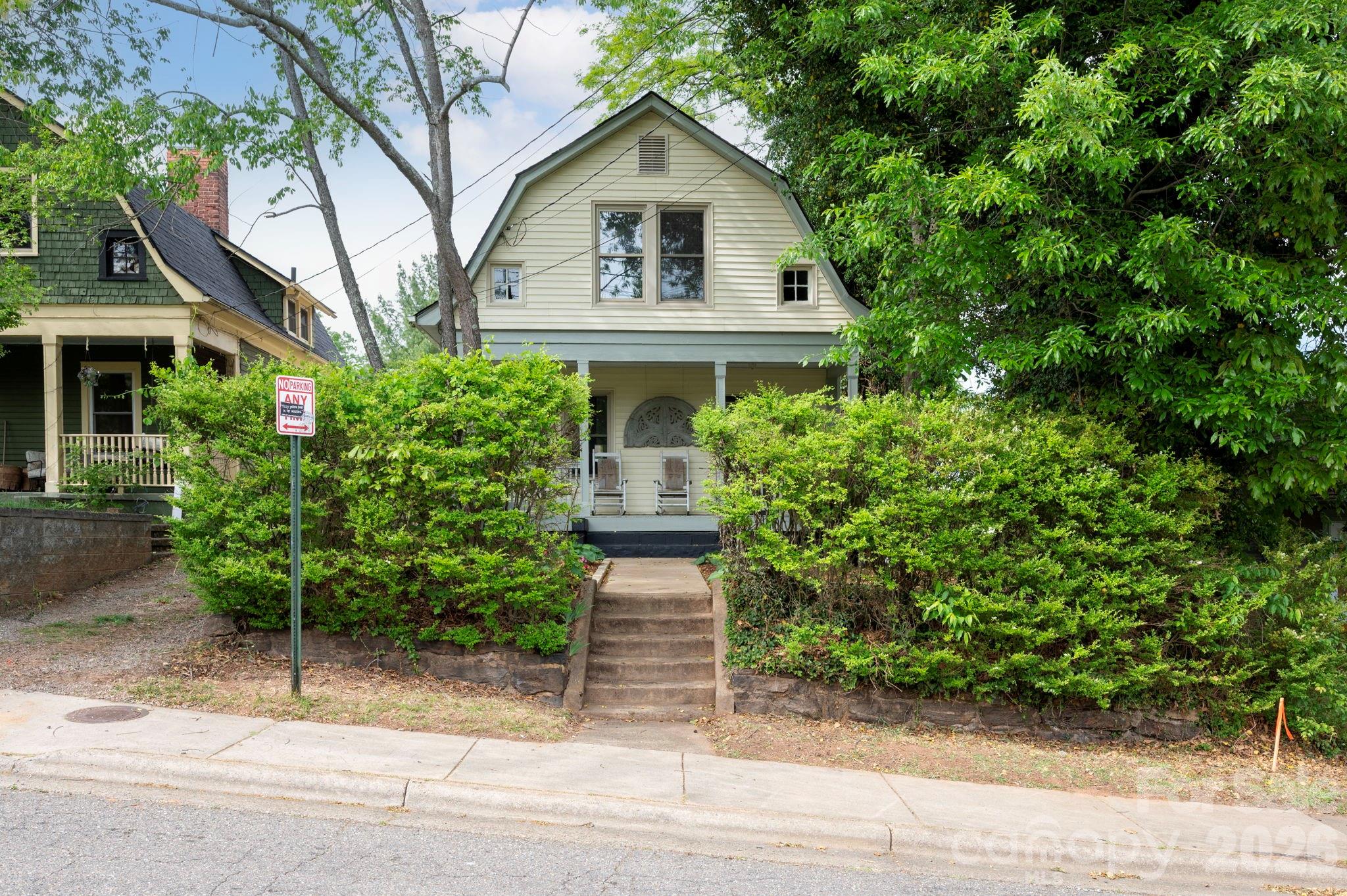 39 Bartlett Street