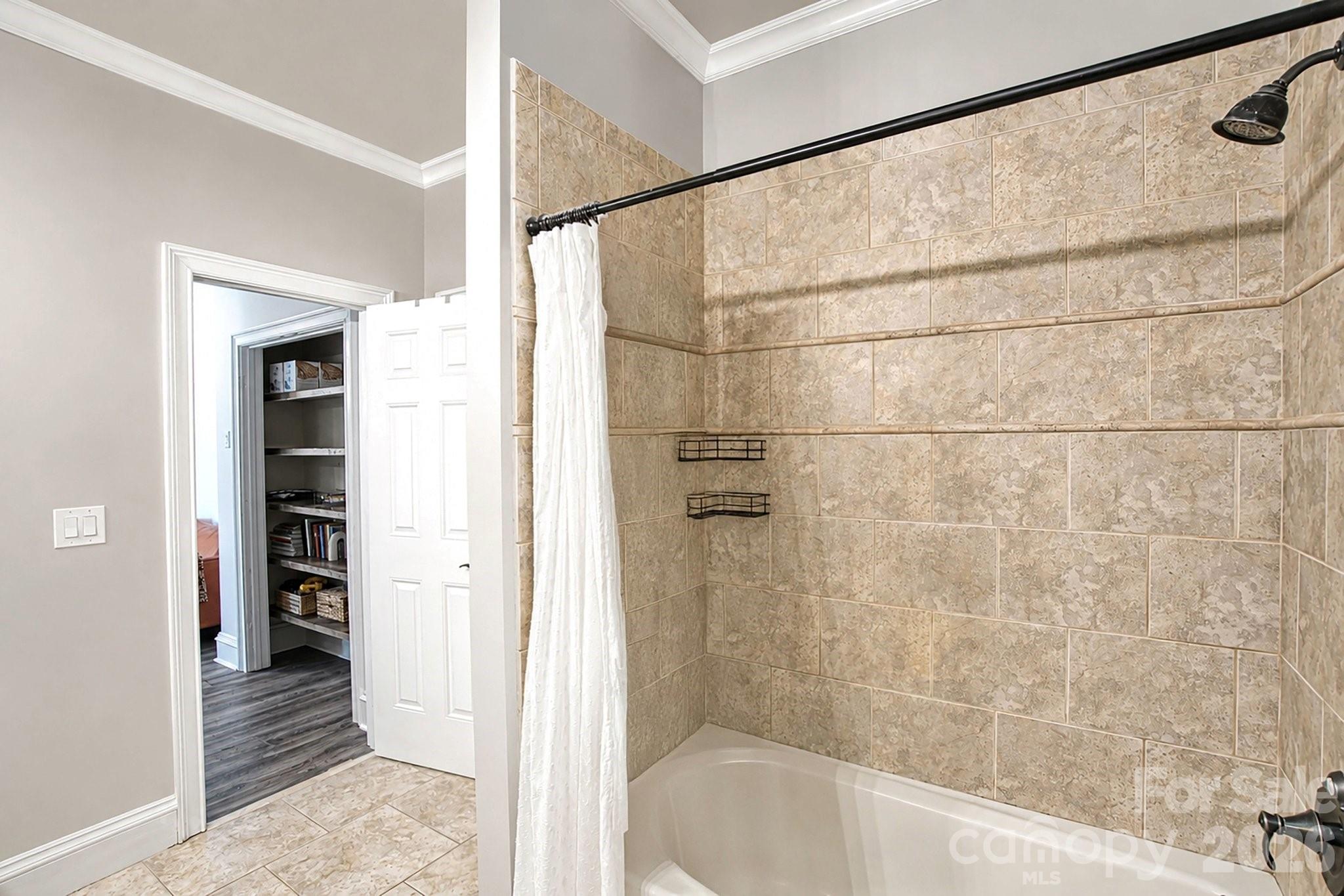 Red Oak Estates - Residential