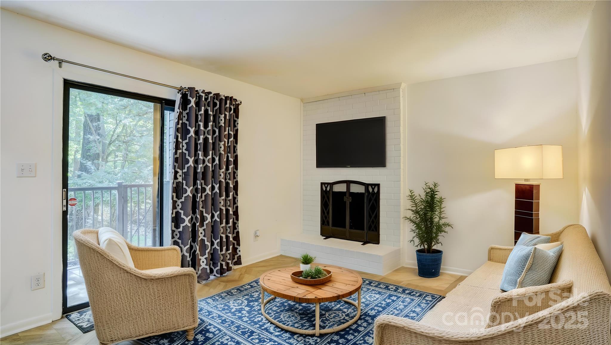 11047 Cedar View Road