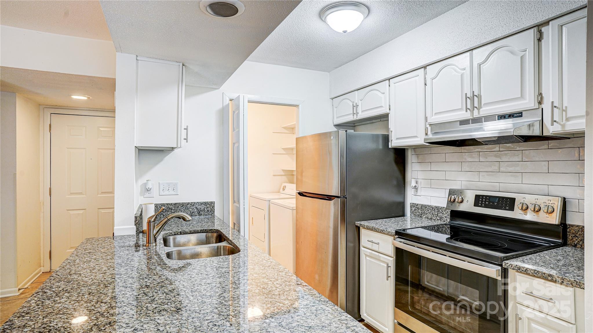 11047 Cedar View Road