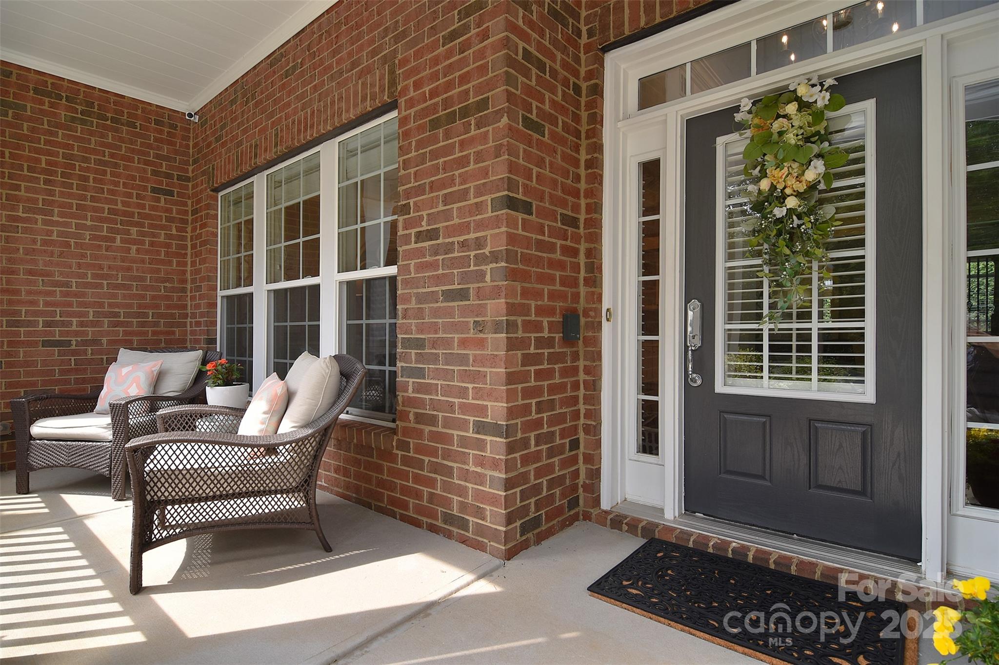 2812 Julian Glen Circle