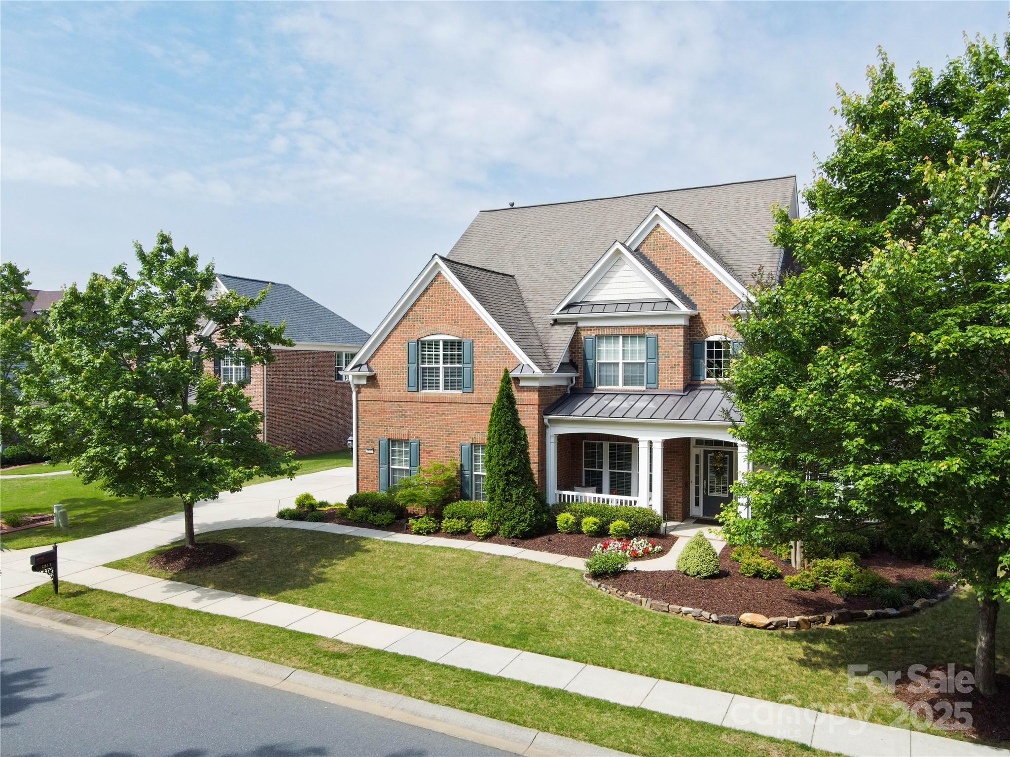 2812 Julian Glen Circle