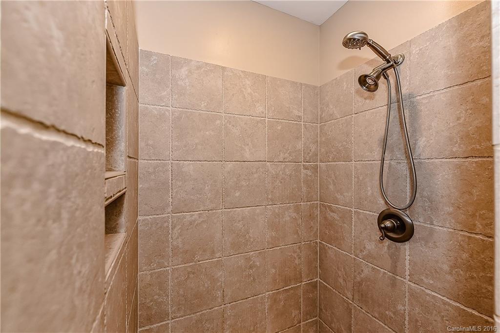 Tega Cay - Residential