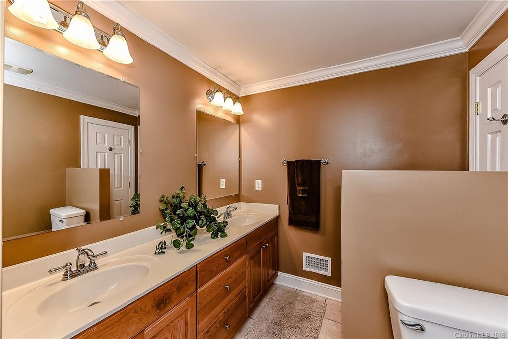 Tega Cay - Residential