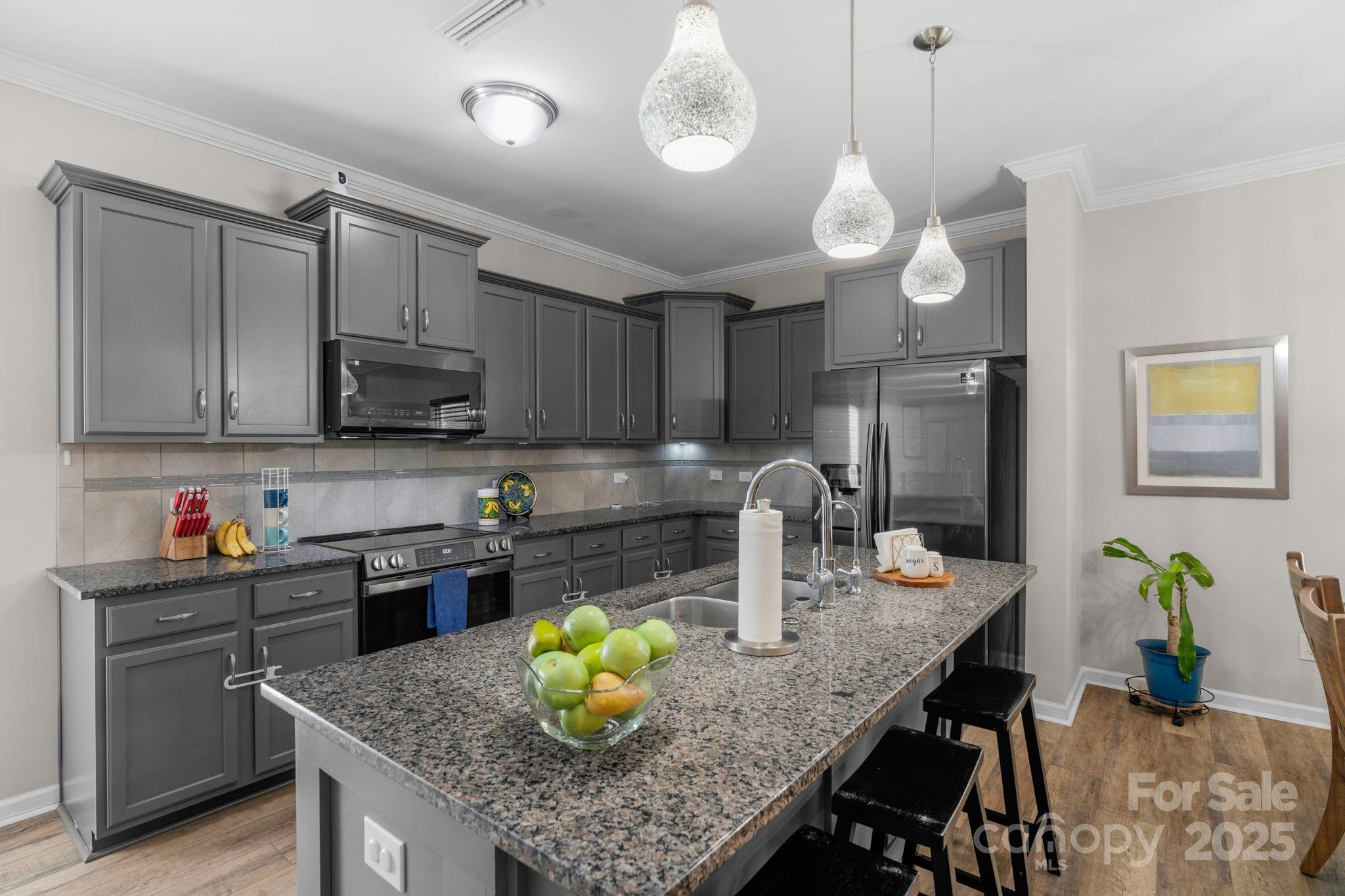 Newport Lakes - Residential