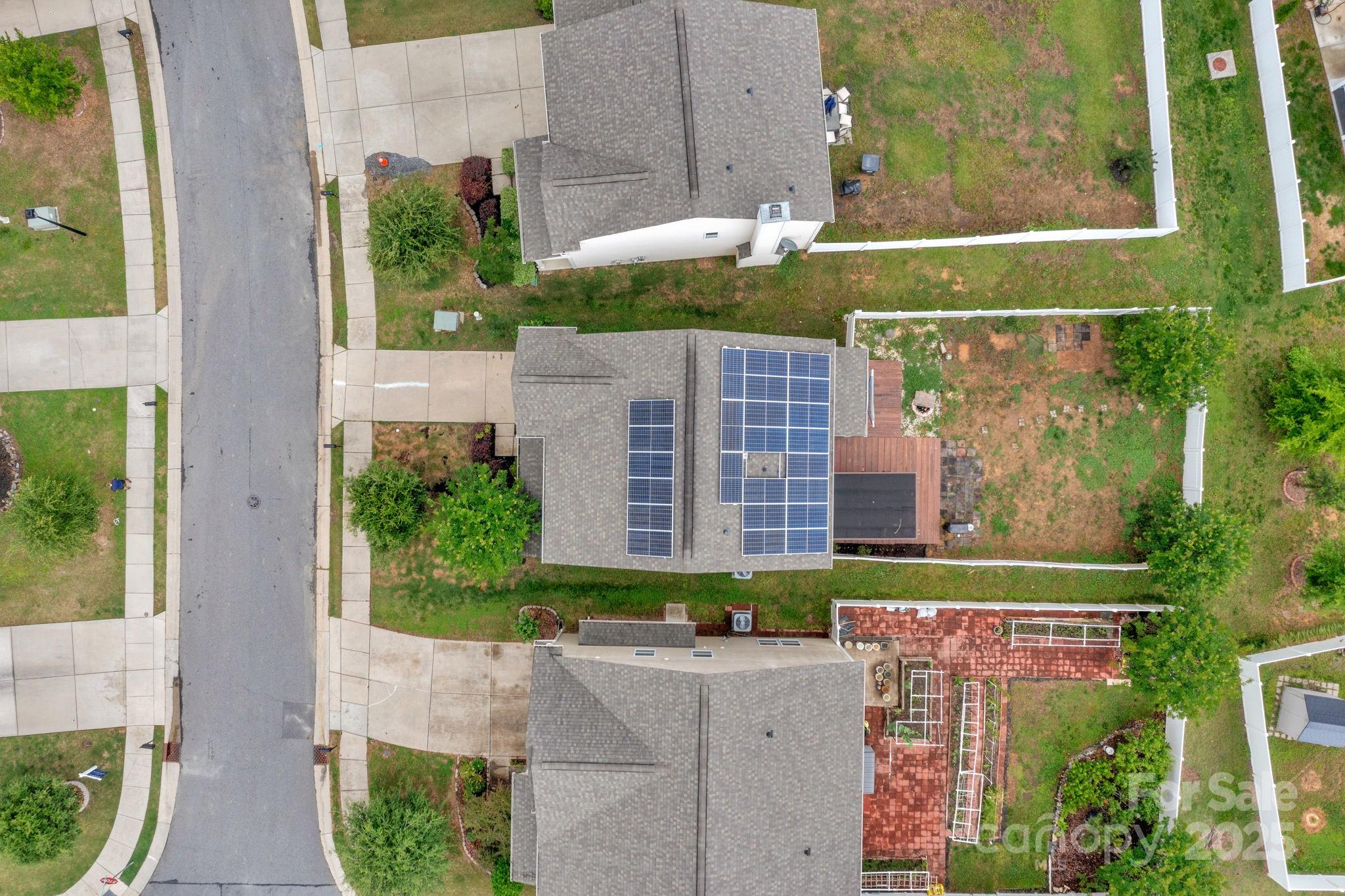 Newport Lakes - Residential