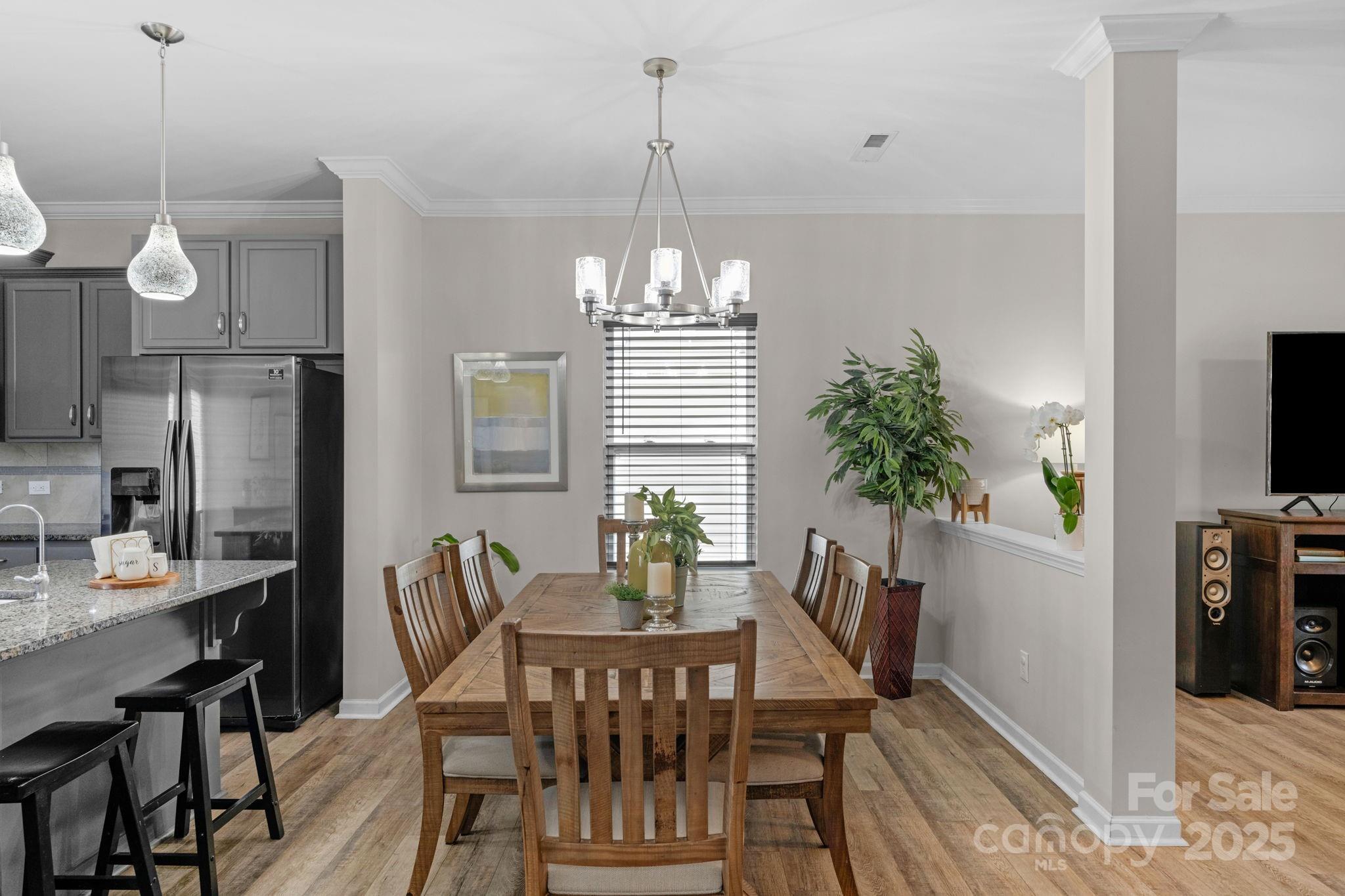 Newport Lakes - Residential