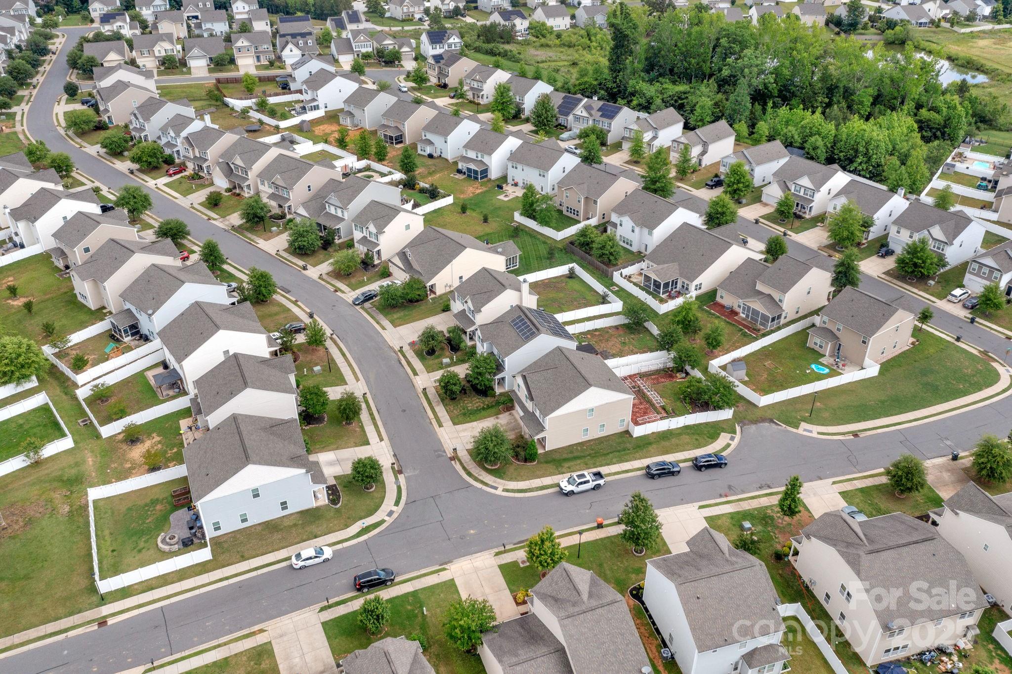Newport Lakes - Residential