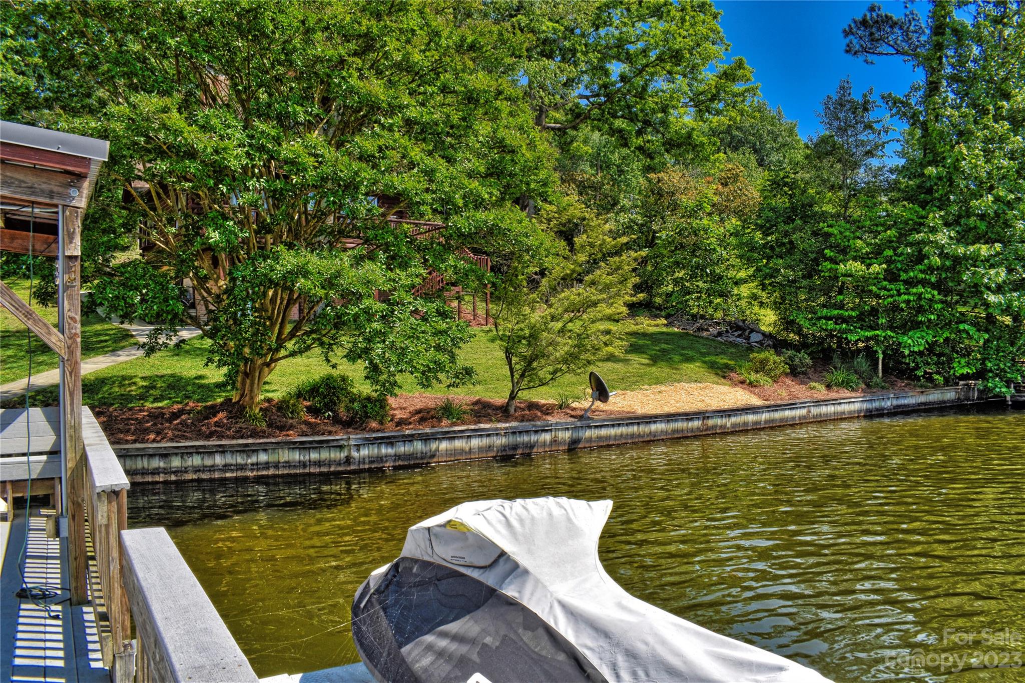 Badin Lake - Residential