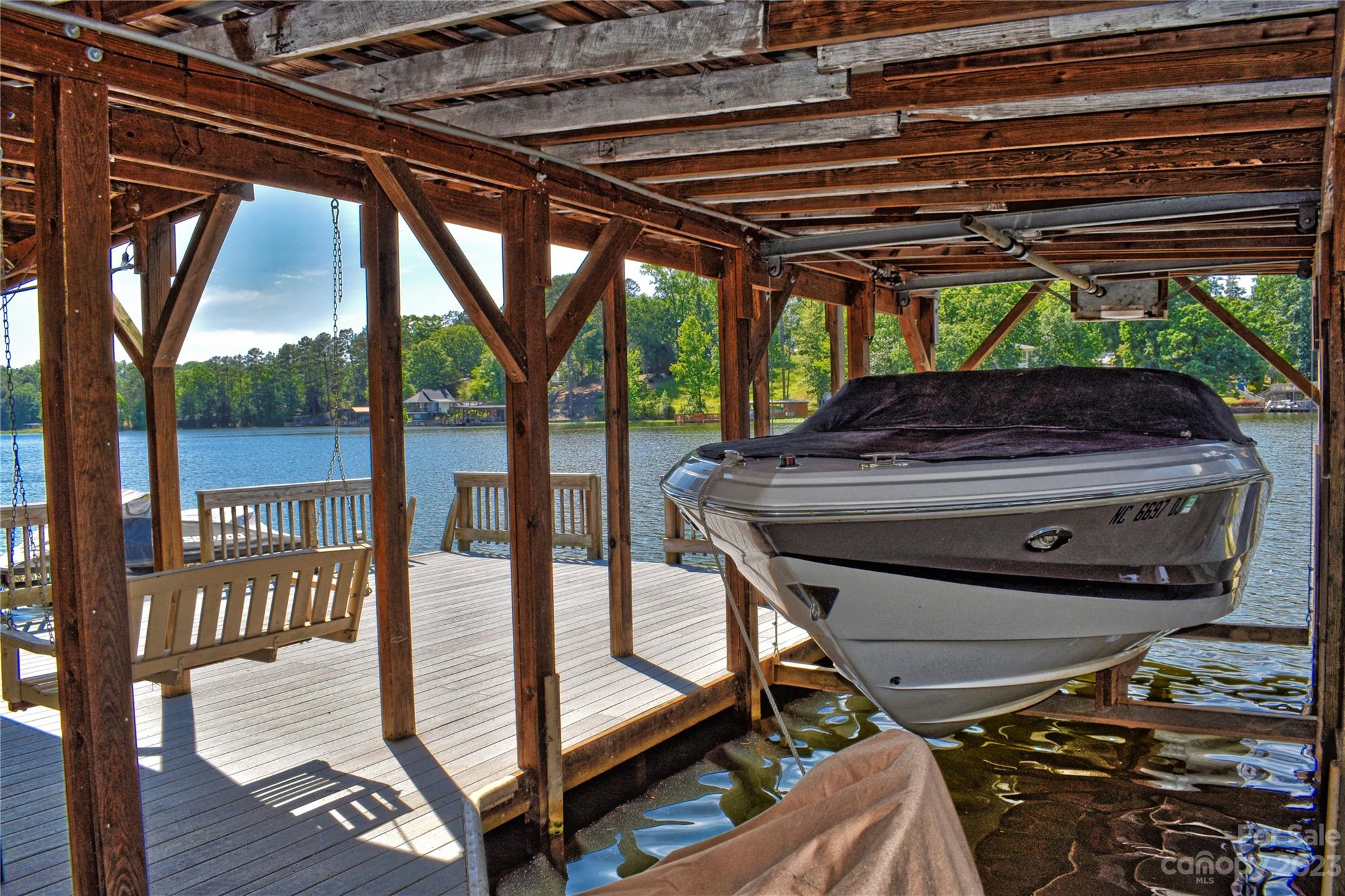 Badin Lake - Residential