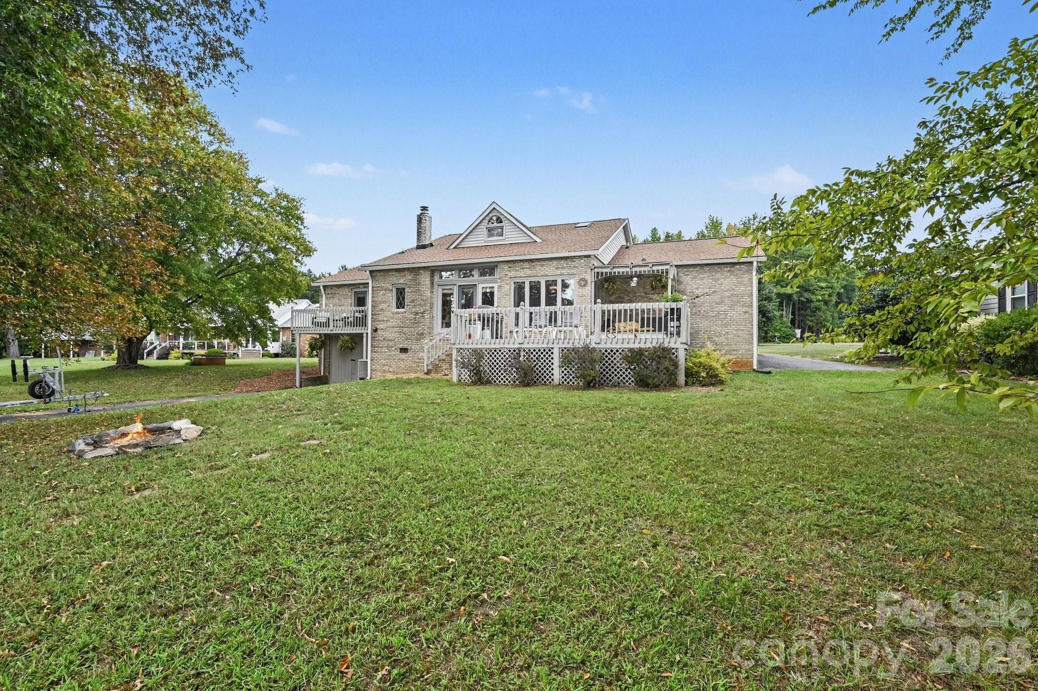235 Pebble Point