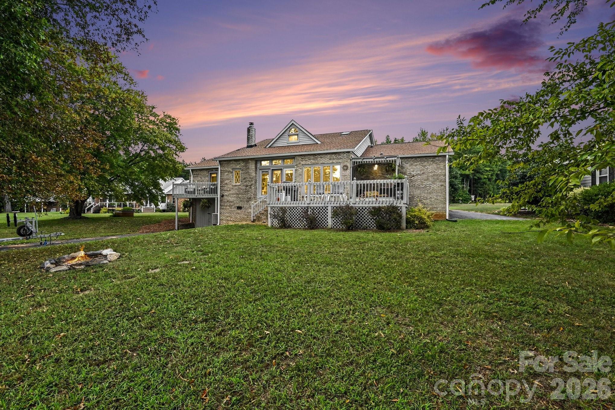 235 Pebble Point