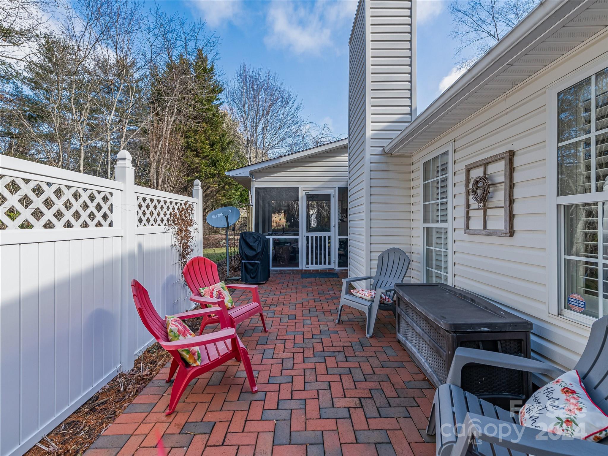 St. Johns Commons - Residential