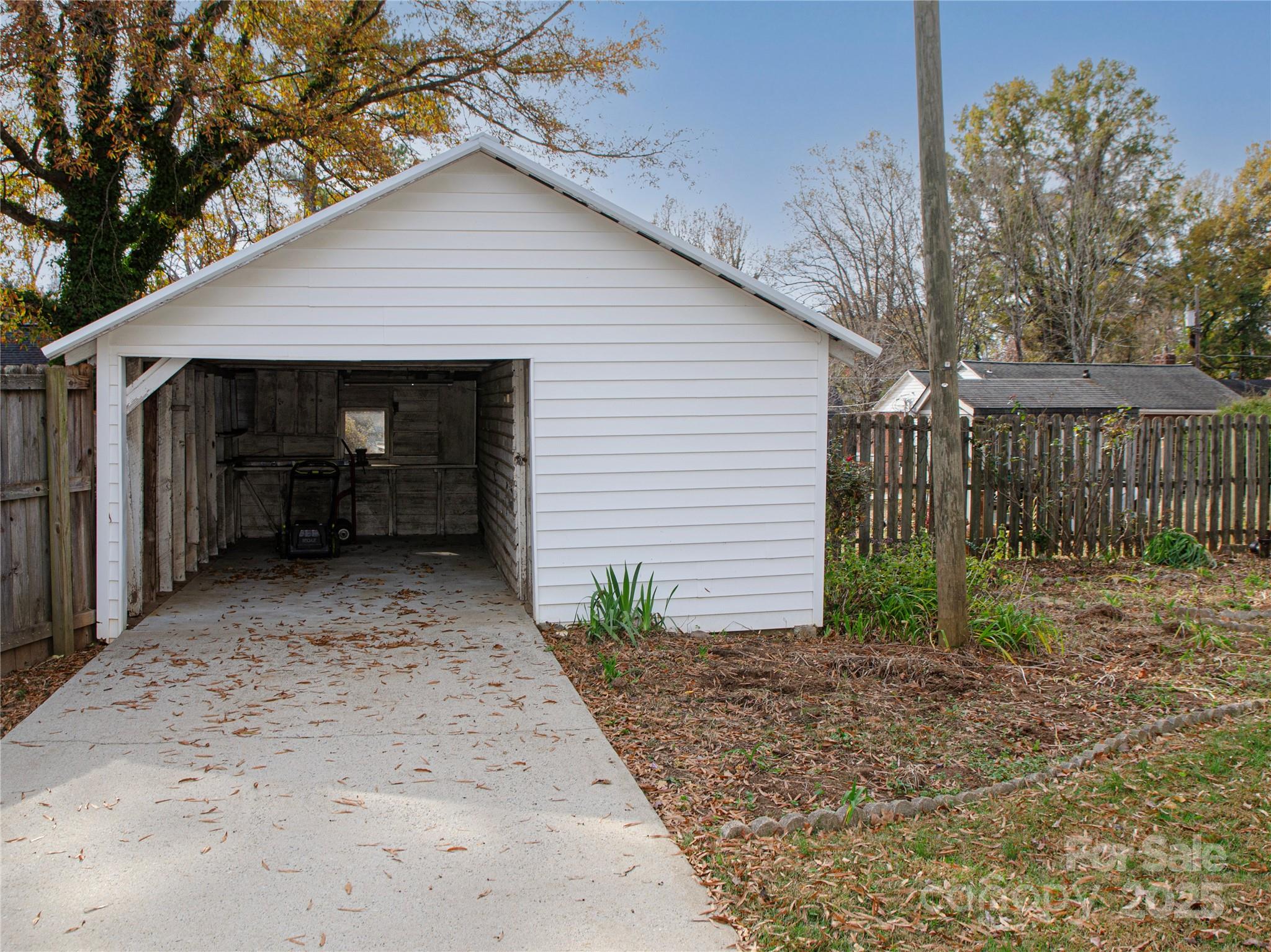 1243 Mitchell Avenue 37