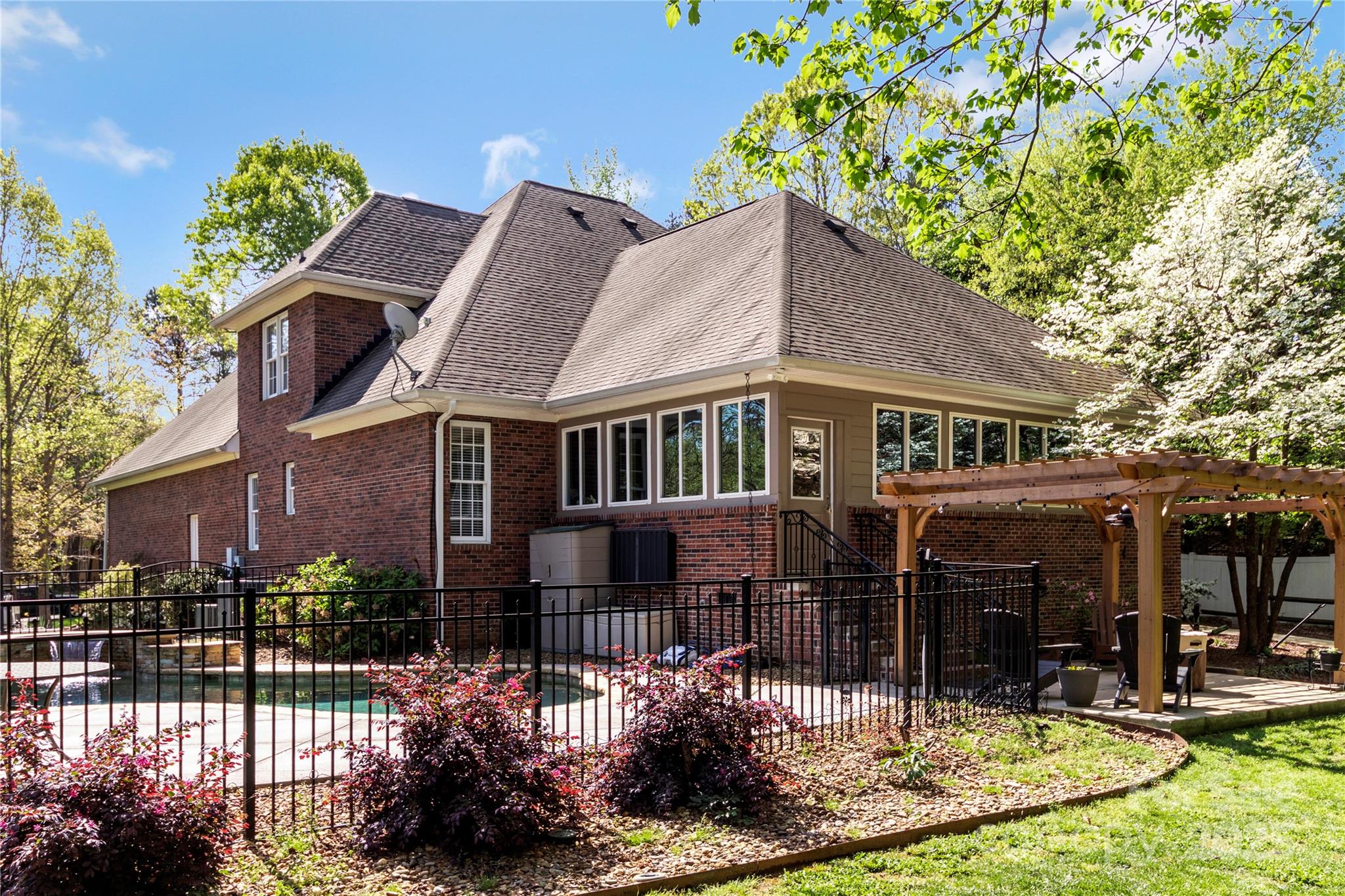 1427 Doe Ridge Lane