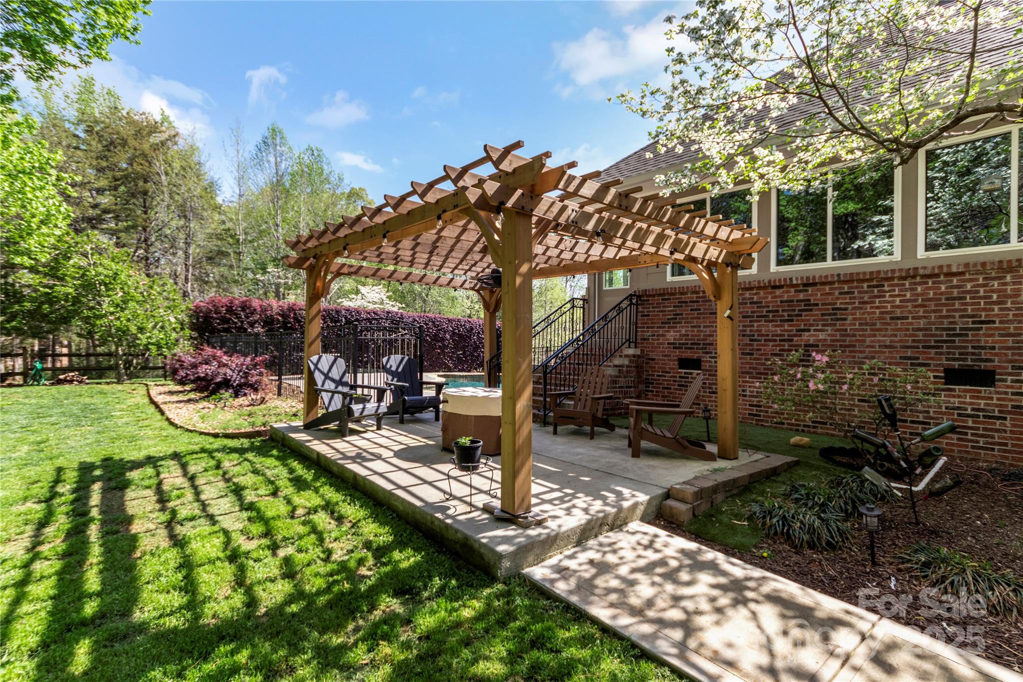 1427 Doe Ridge Lane