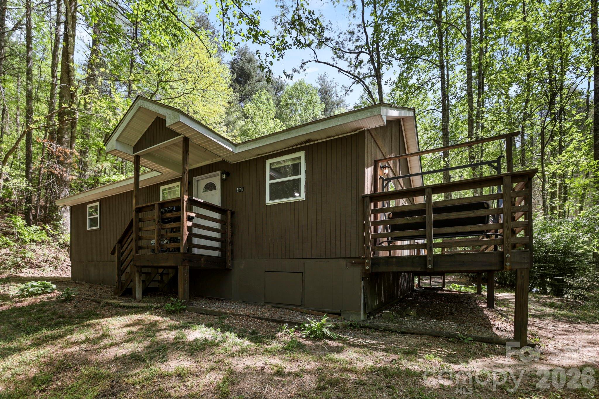 521 Lake Falls Road