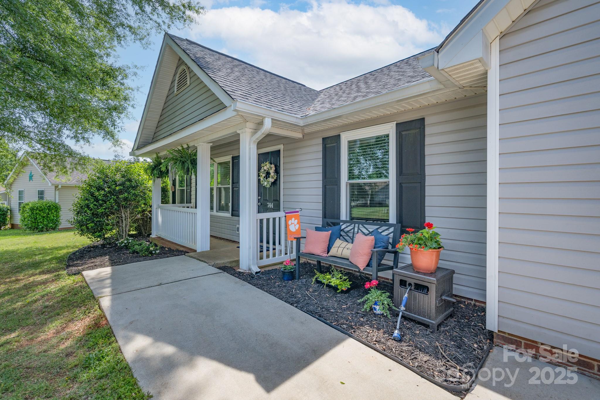 744 Chipmeadow Lane