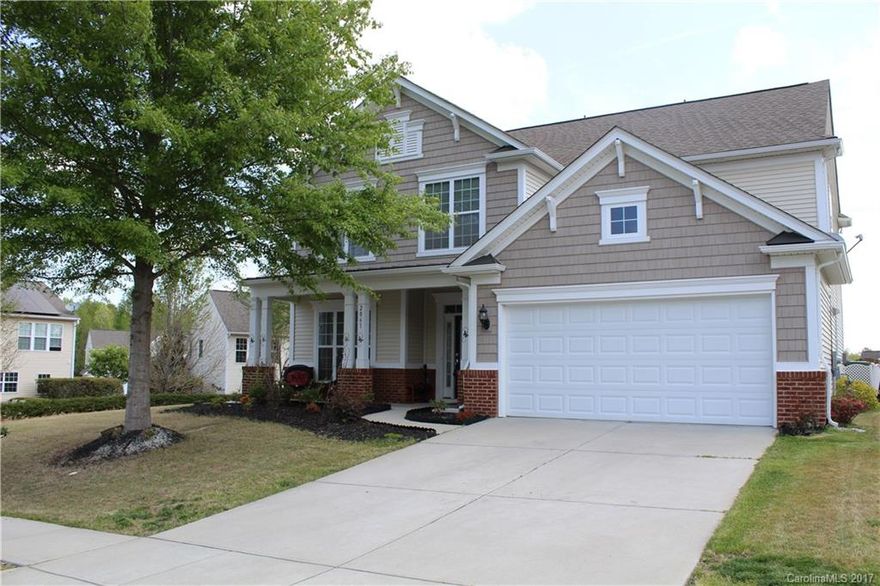 PRICE REDUCED! 4 large bedrooms plus HUGE bonus is move in ready! Open floor plan with hardwood floors on main level. Spacious Kitchen opens to bright & airy family room w/gas log fire place. Kitchen equipped with granite counter tops, walk-in pantry, SS GE appl. w/gas range. SS refrigerator to remain! Guest bdrm w/full bath on main. Massive owner suite w/double vanities and an amazing walk-in closet. Fenced yard is ready for summer barbeques! New roof 2013! 1yr. Home warranty! Great schools!