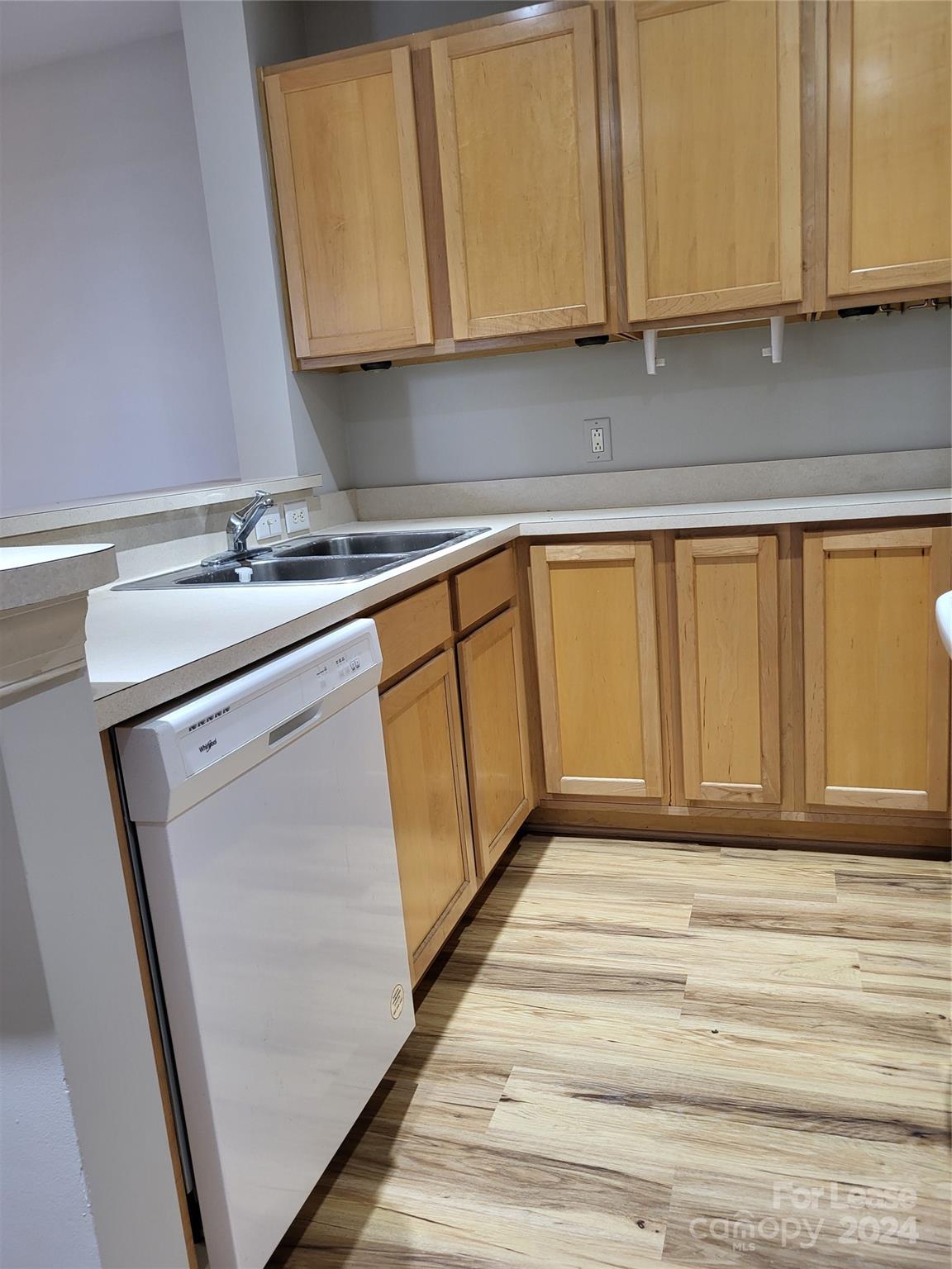 Gateway Plaza - Residential Lease