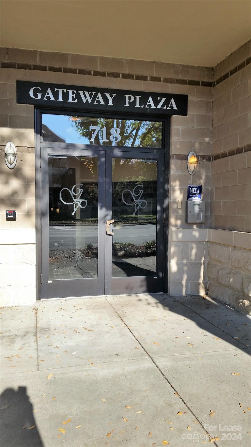 Gateway Plaza - Residential Lease