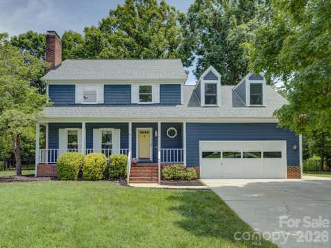 Photo of 13736 Strathaven Drive, Matthews, NC 28105 (MLS # 4414593)