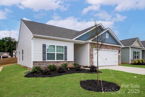 5712 Skinny Lane Charlotte NC 28215