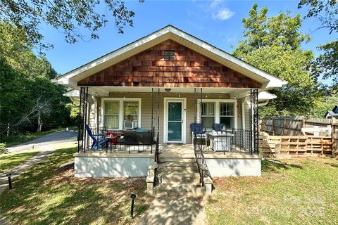 104 Old Fort Road Fairview NC 28730