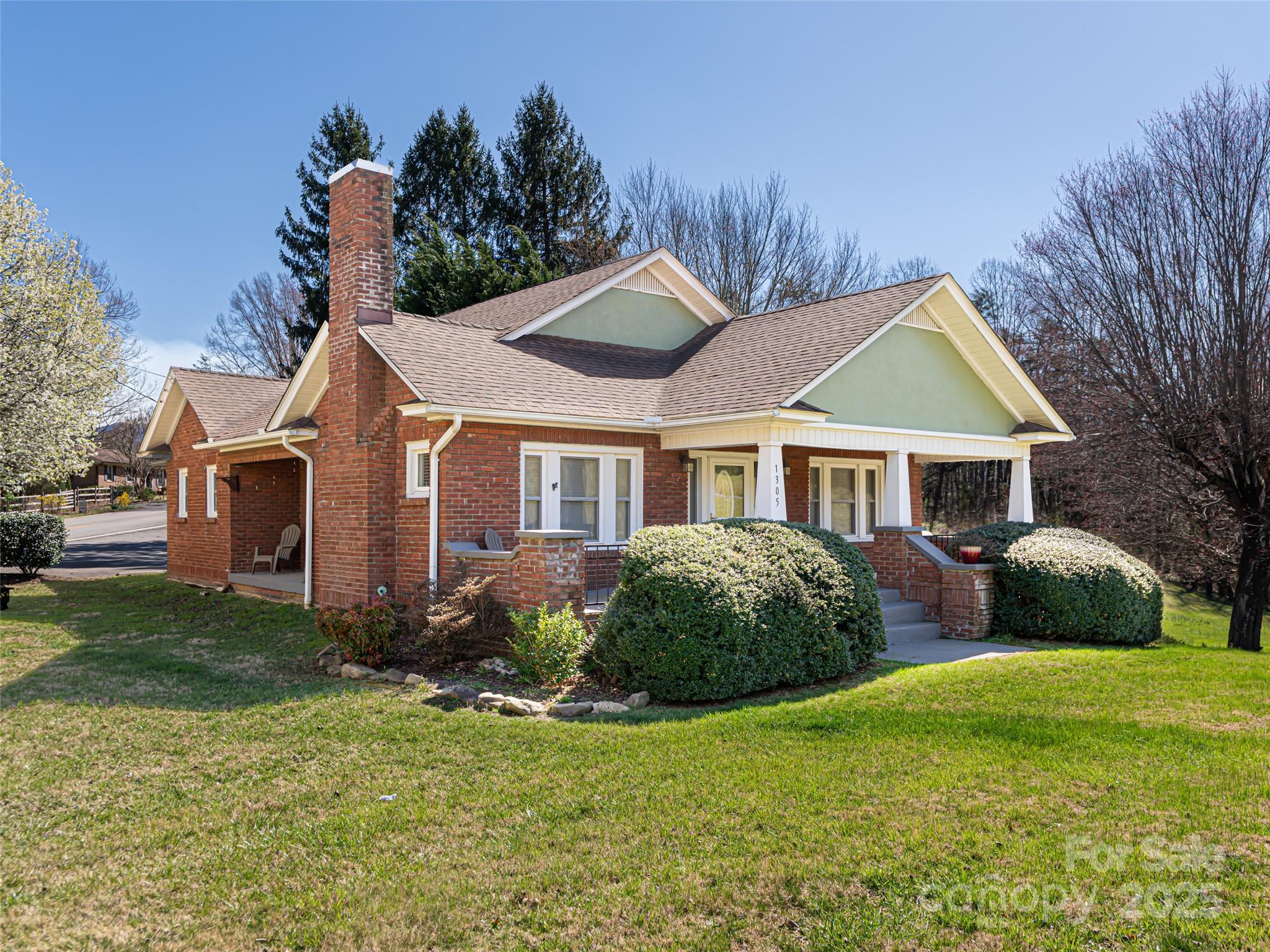 1305 Pisgah Highway