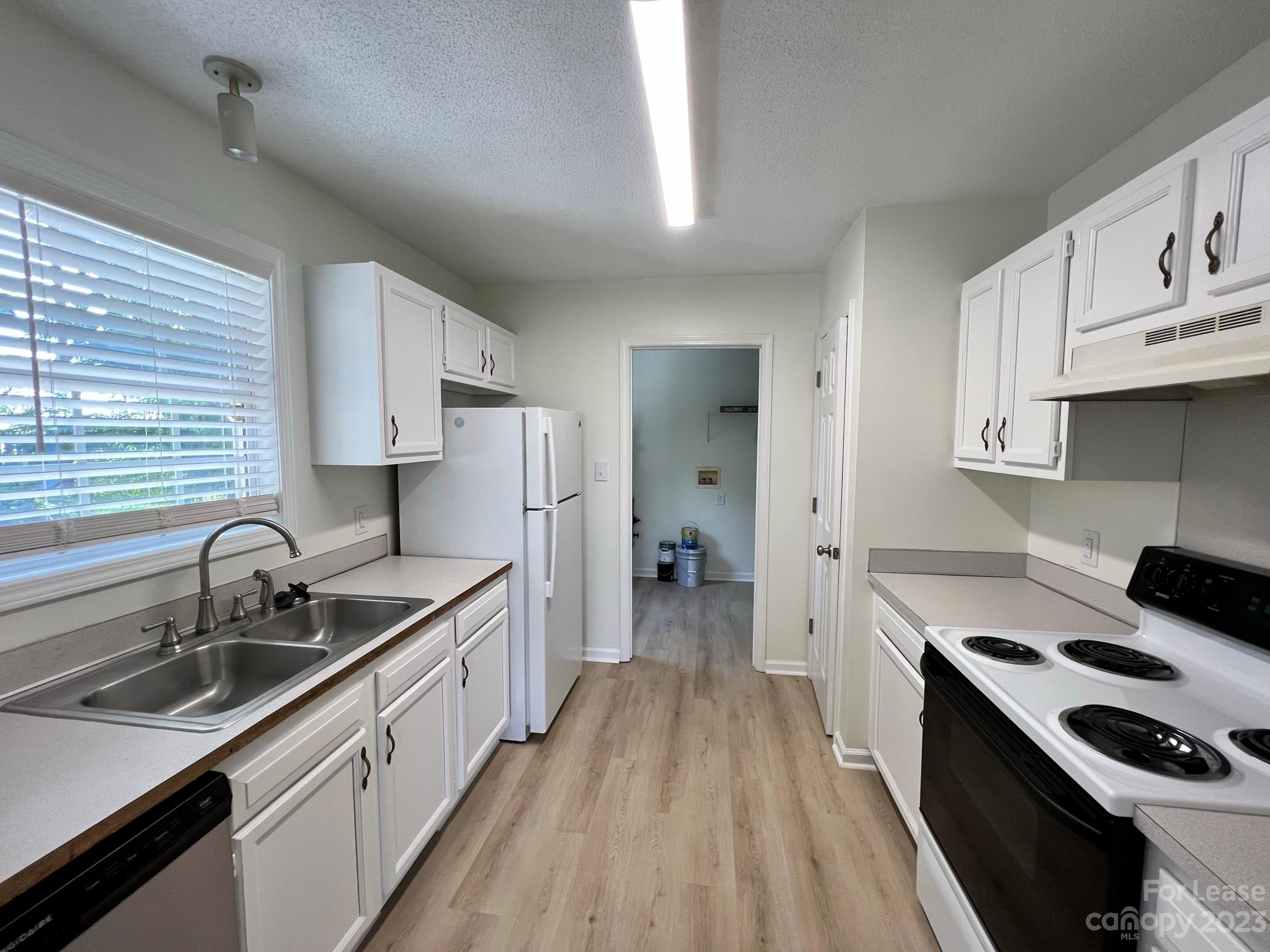 South Ridge Estates - Residential Lease