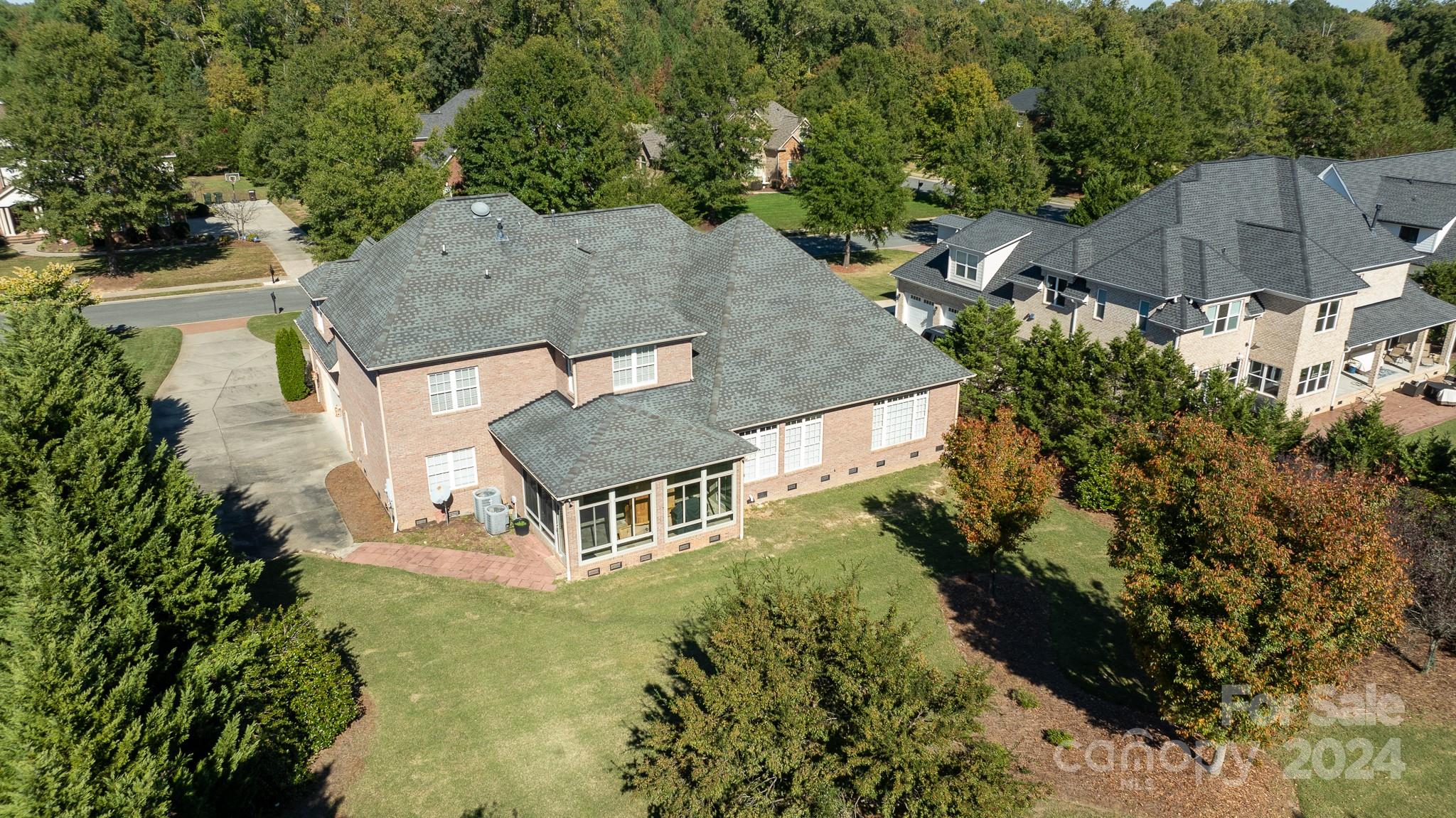 Laurel Creek - Residential