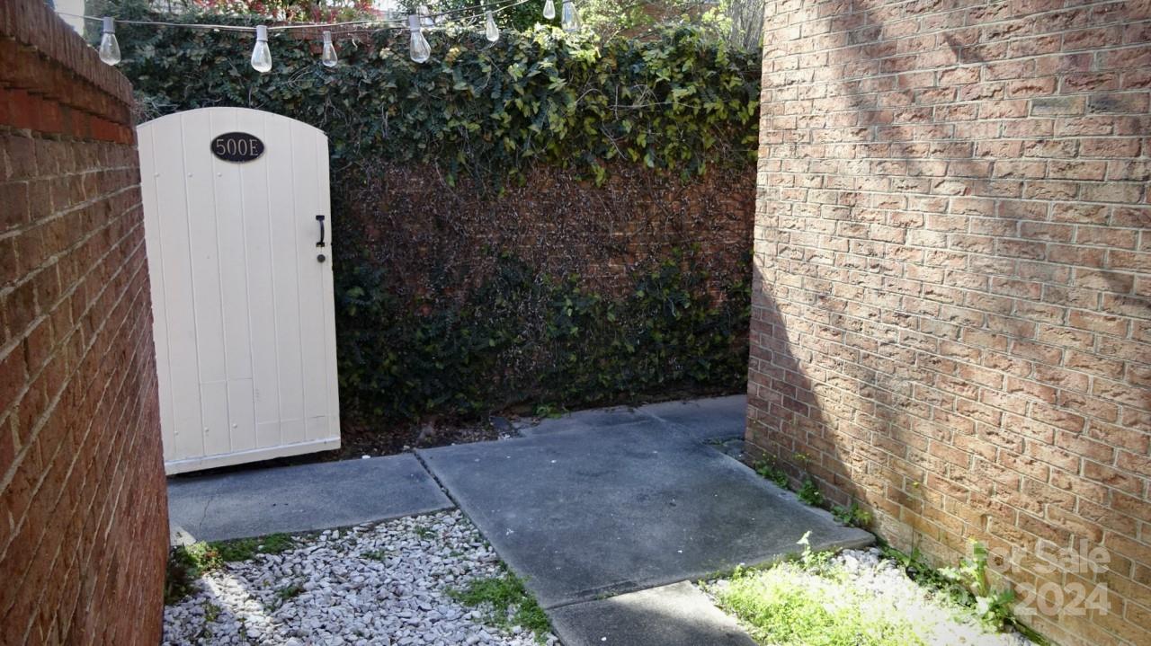 Hackberry Court - Residential