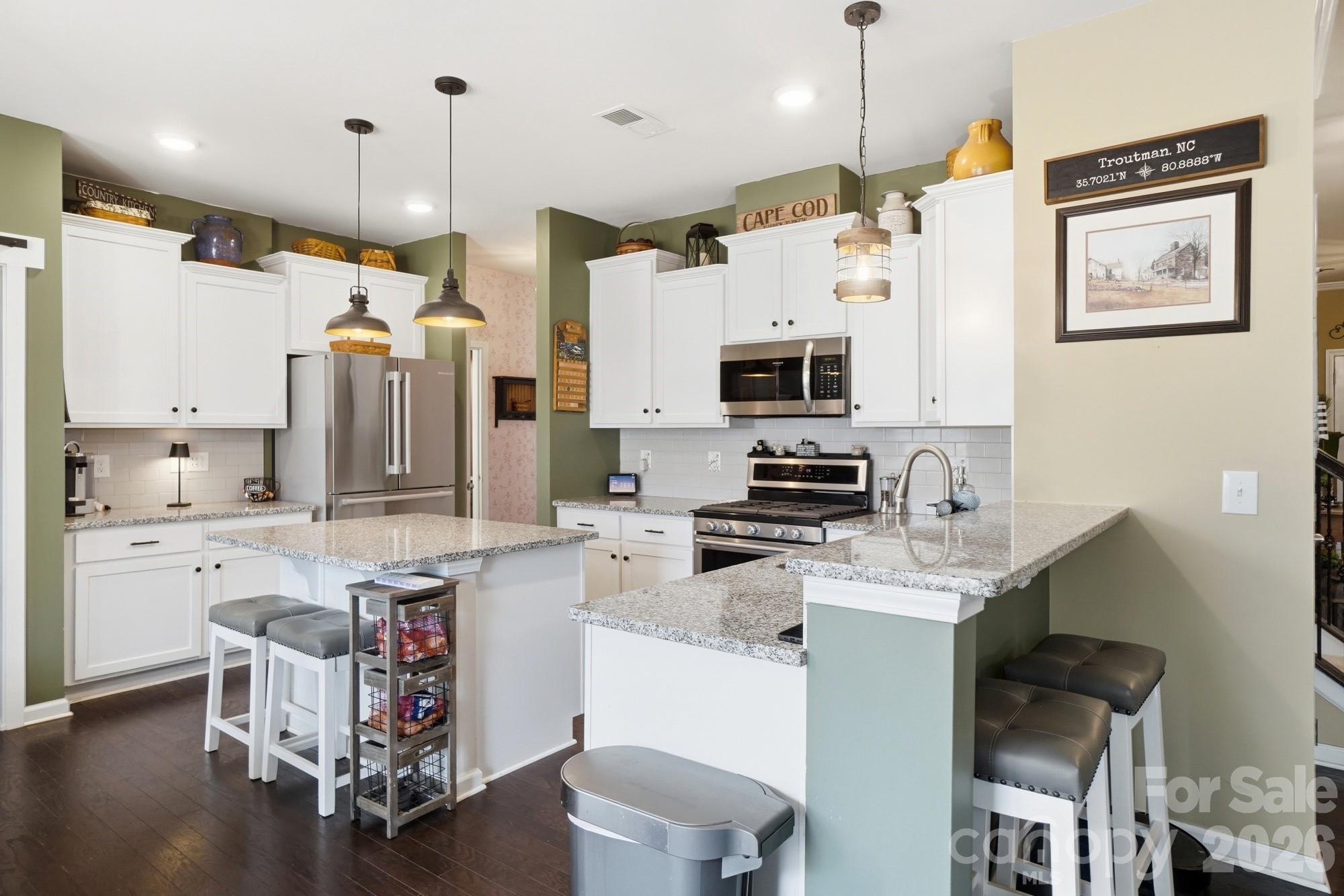 Falls Cove at Lake Norman - Residential