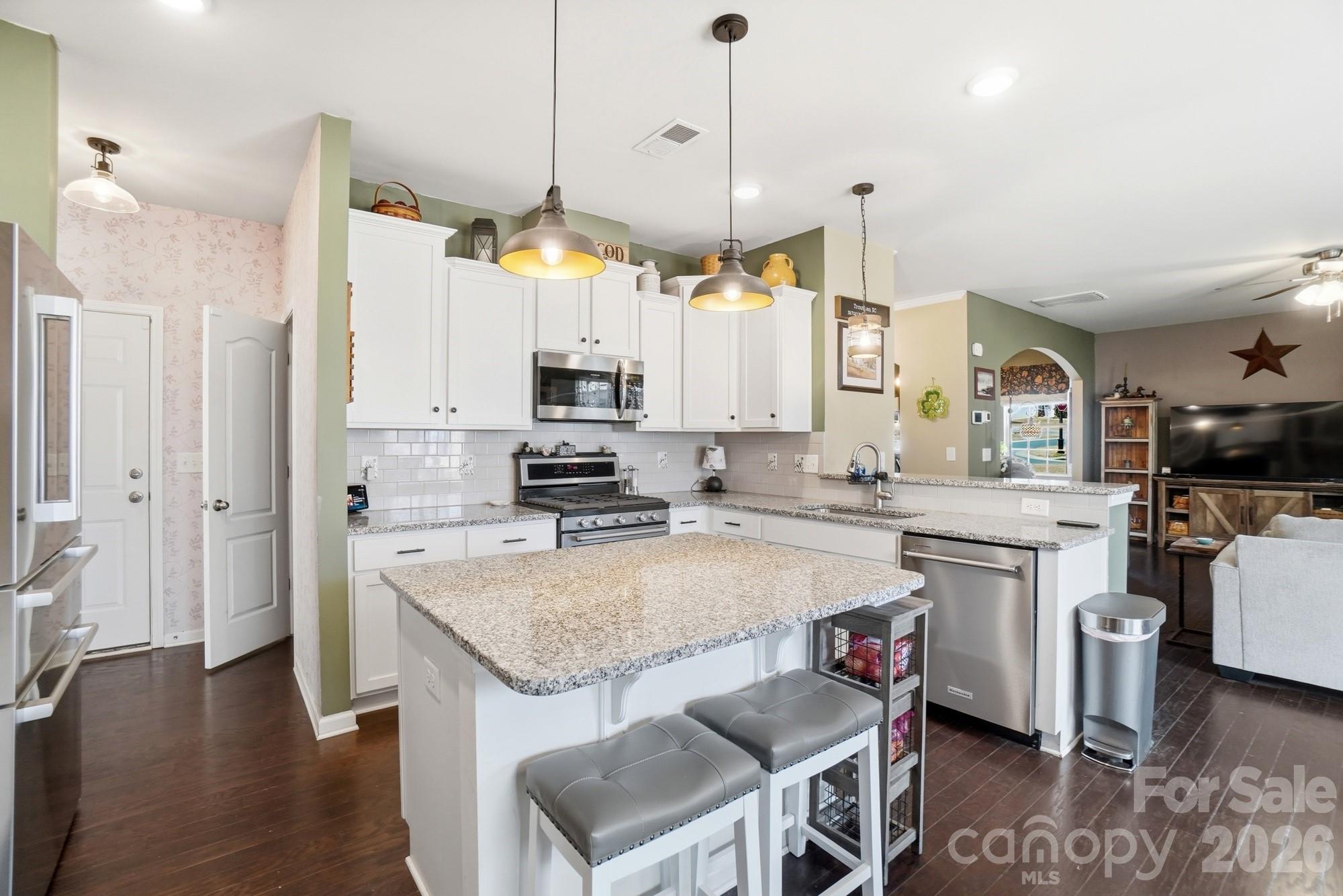 Falls Cove at Lake Norman - Residential