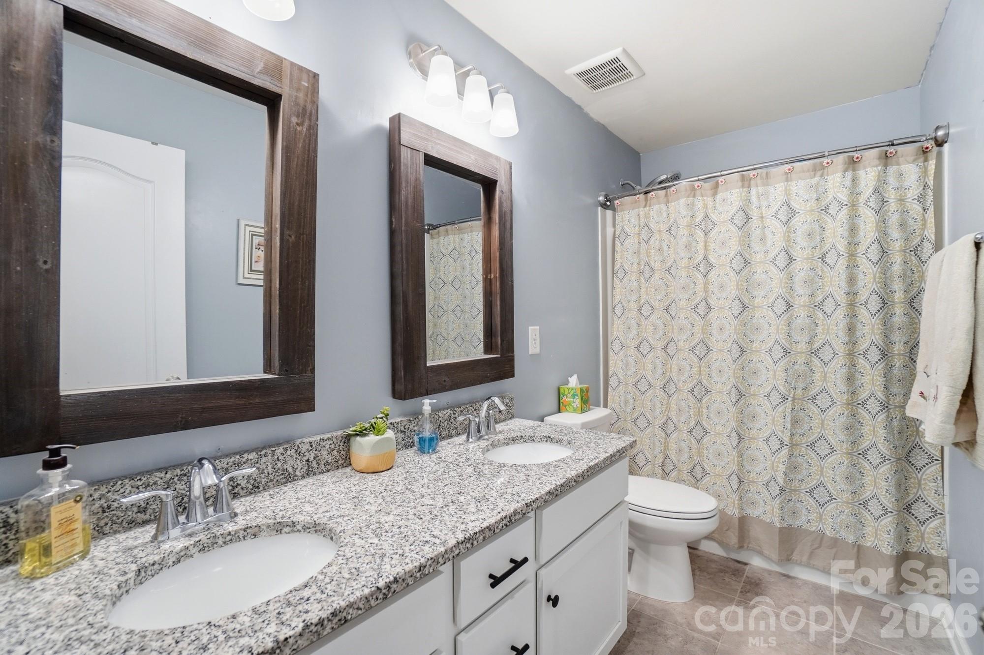 Falls Cove at Lake Norman - Residential