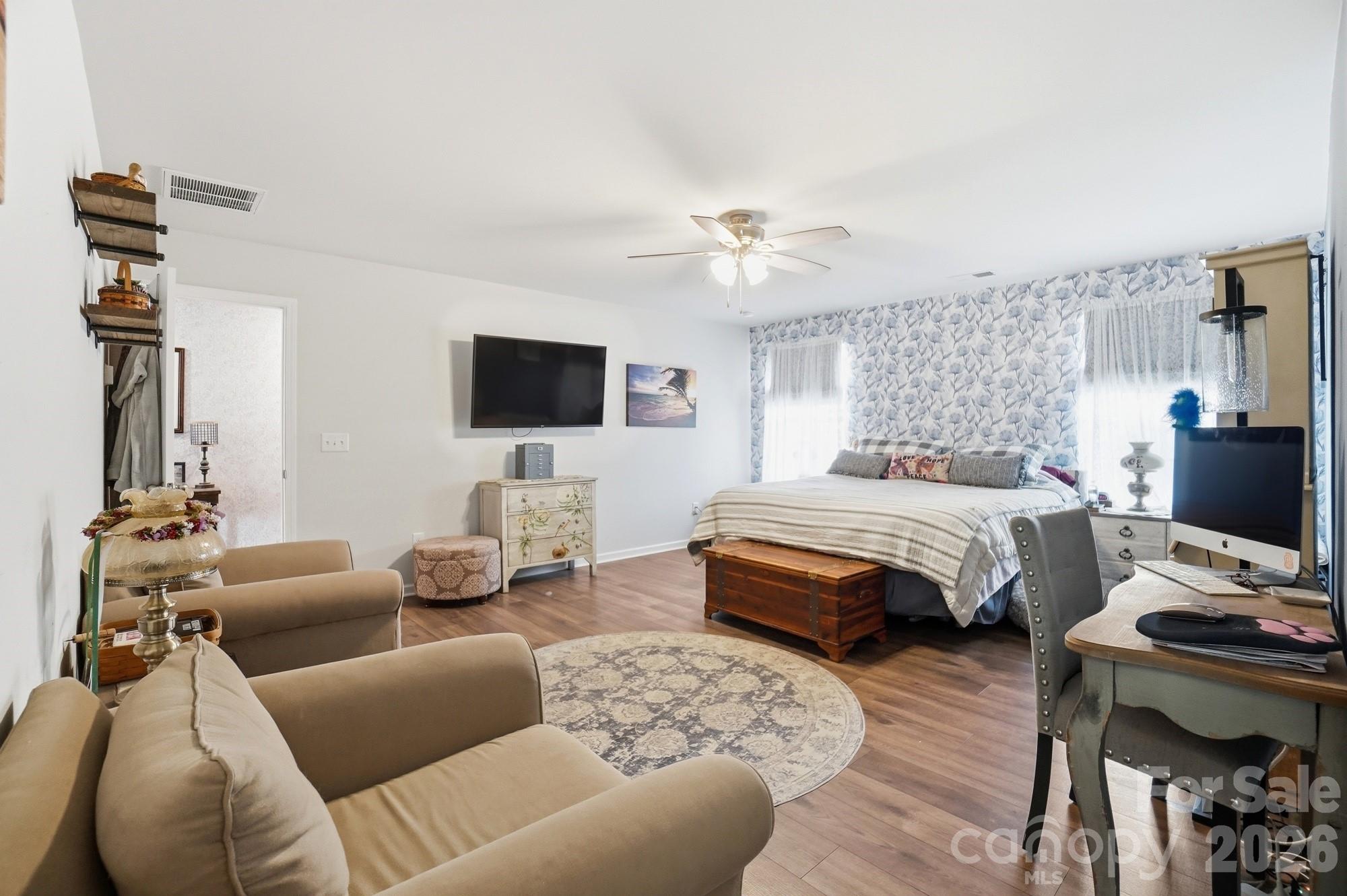 Falls Cove at Lake Norman - Residential