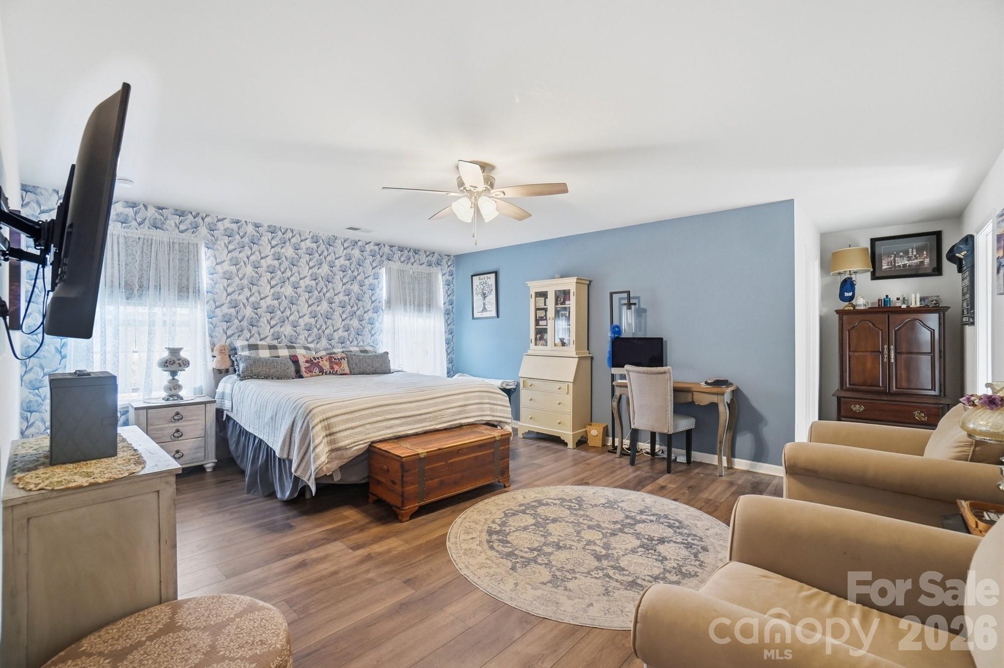 Falls Cove at Lake Norman - Residential