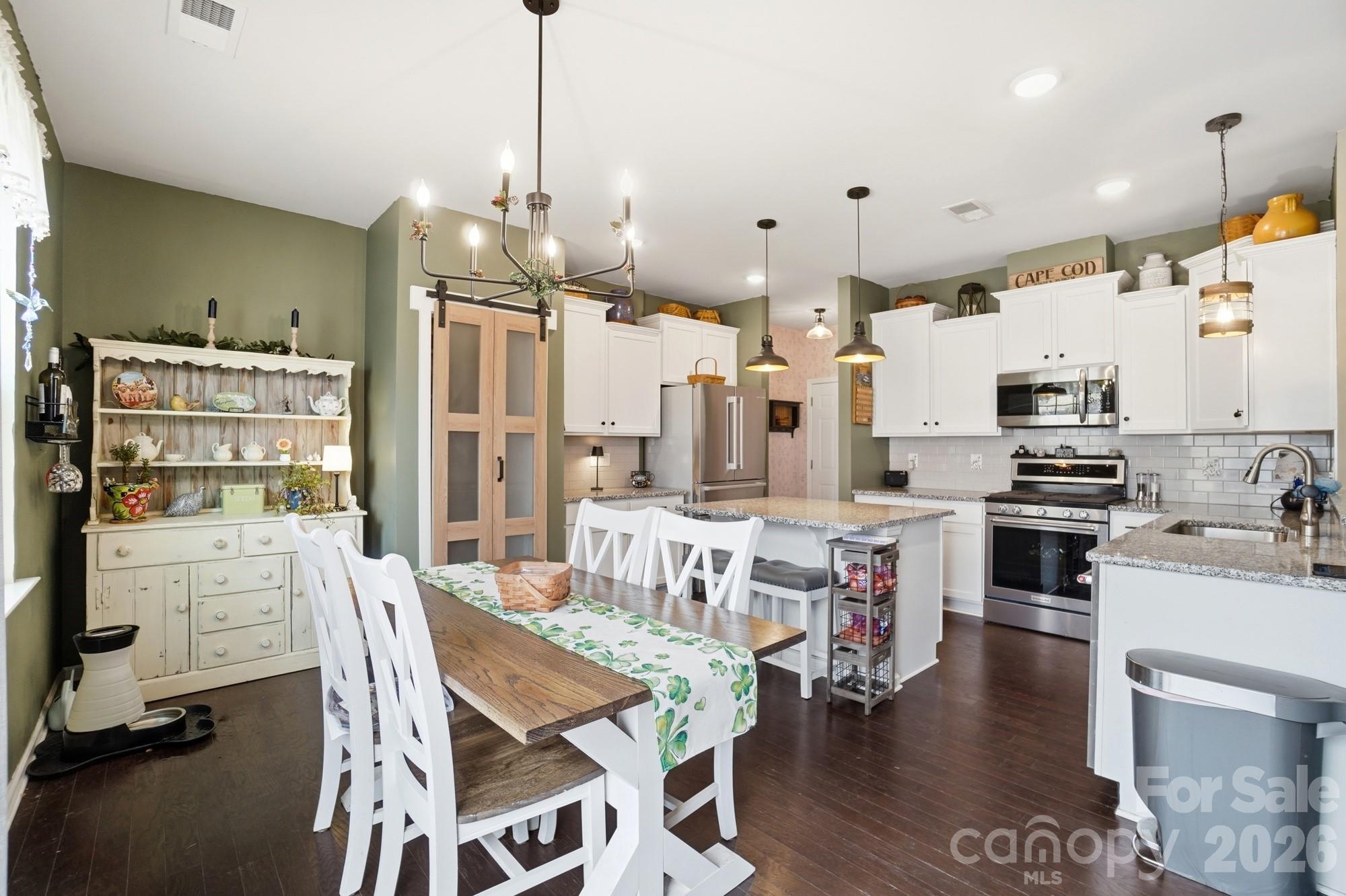 Falls Cove at Lake Norman - Residential