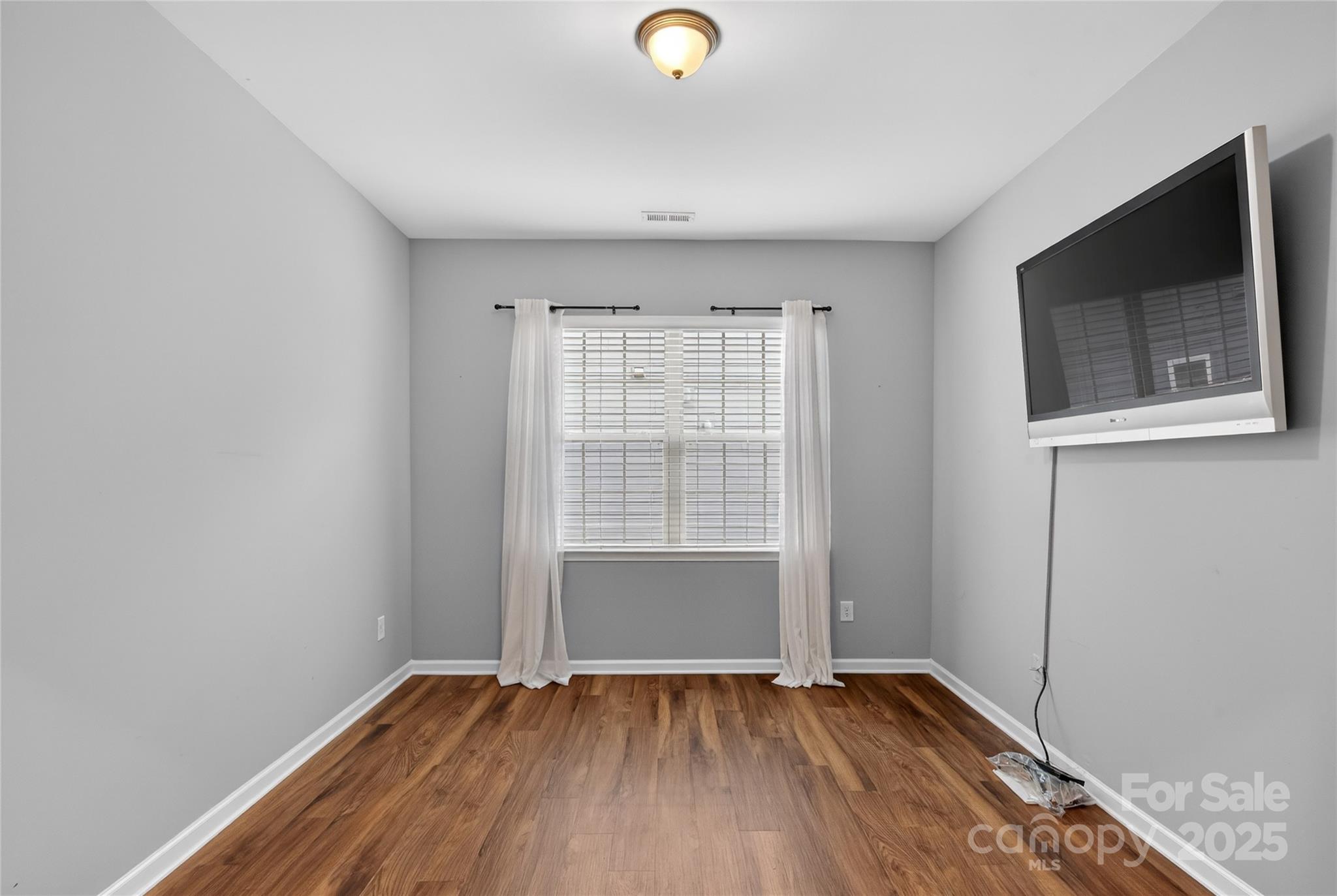 Tree Tops - Residential