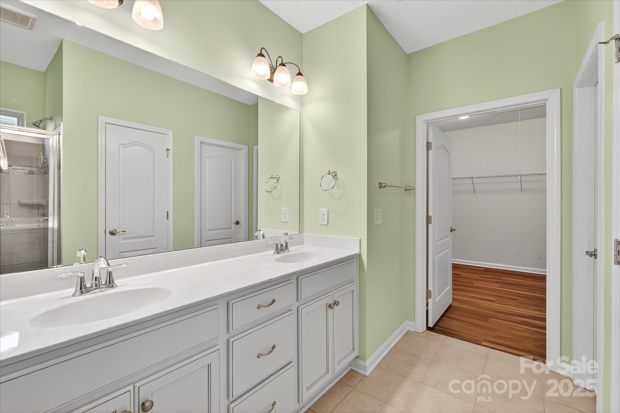 Tree Tops - Residential