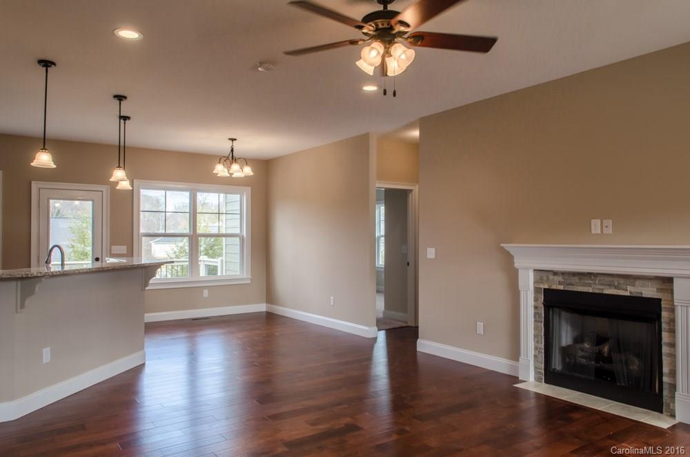 Cottages at Glenn Oaks - Residential