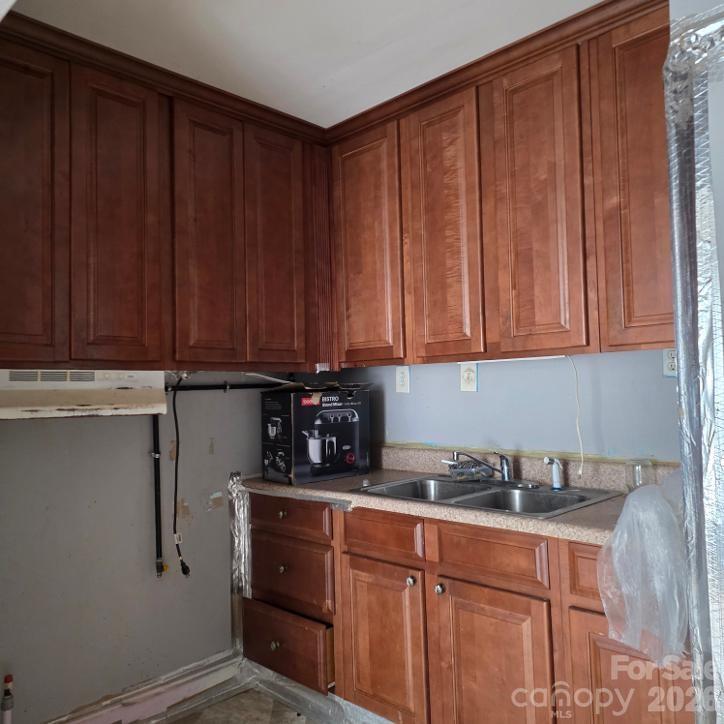 1135 Williams Street A & B