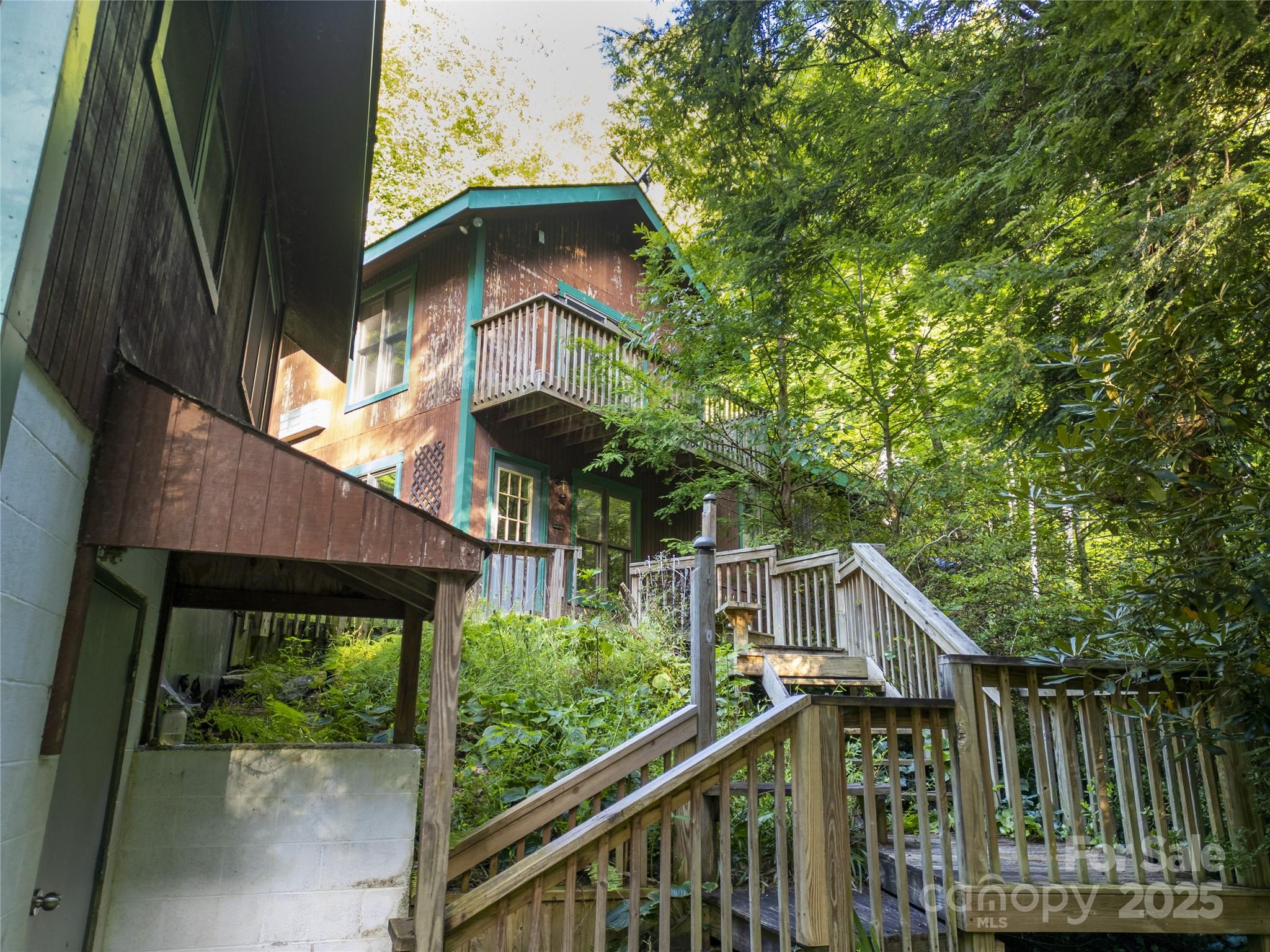 70 Stonegate Trail