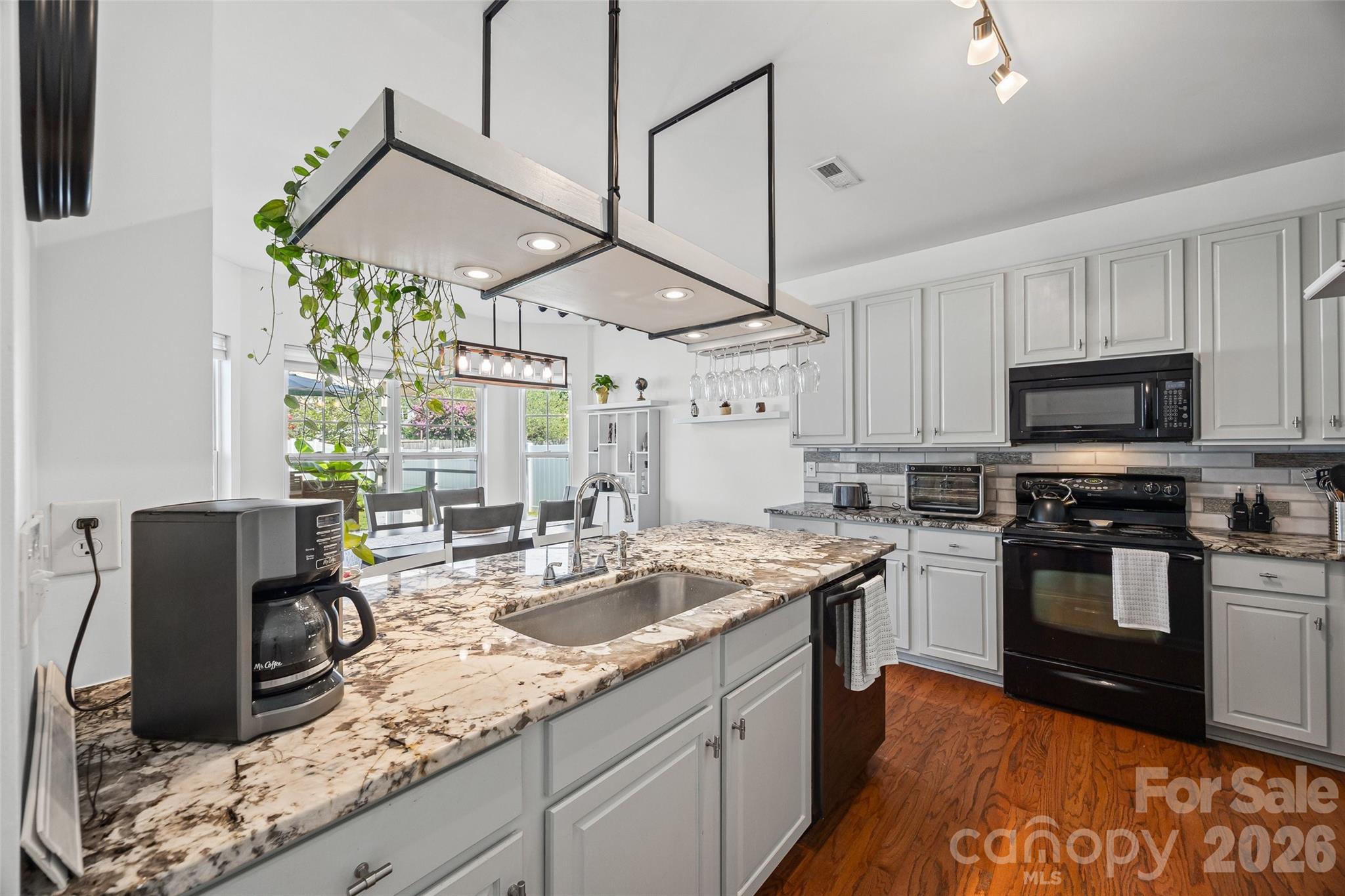 1805 Crabapple Tree Lane